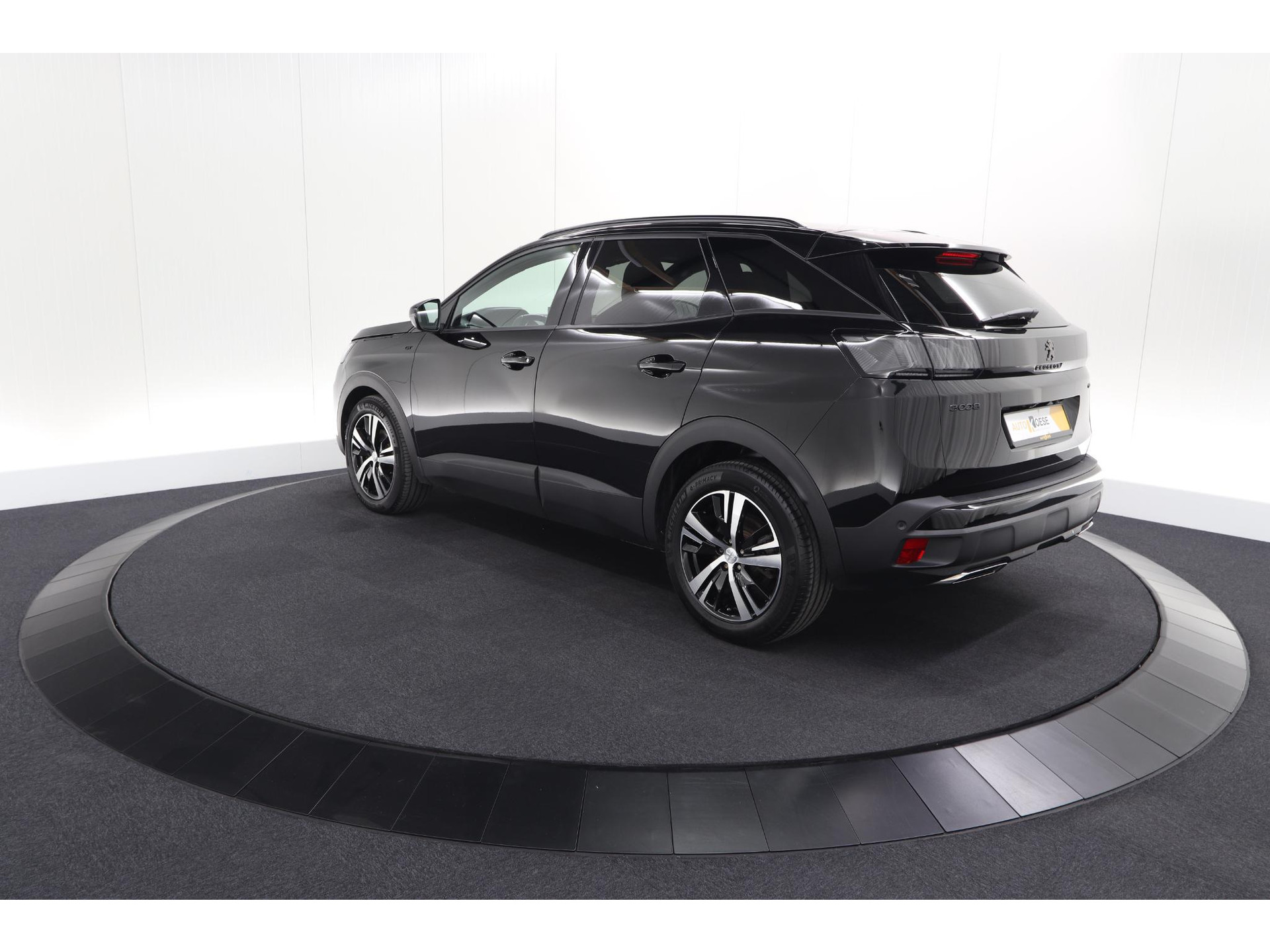 Peugeot 3008 PureTech 130 EAT8 GT Black Pack | Camera | Adaptieve Cruise Control | Elektronische Kofferklep | Apple Carplay