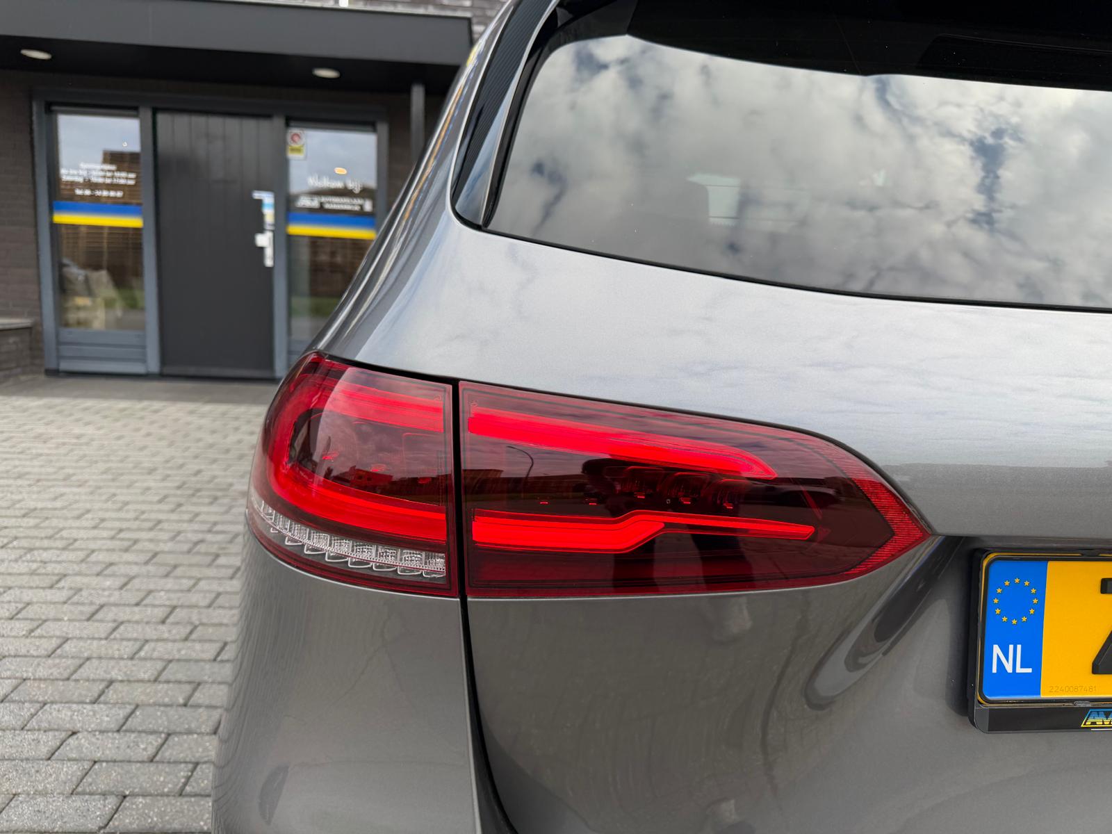 Mercedes-Benz B-klasse 180 Business Solution AMG | 1E EIGENAAR | 3/6/12MND GARANTIE | LEDER | LED | AUTOMAAT | DAB | CARPLAY | CRUISE | CLIMA | STOELVERWM. |