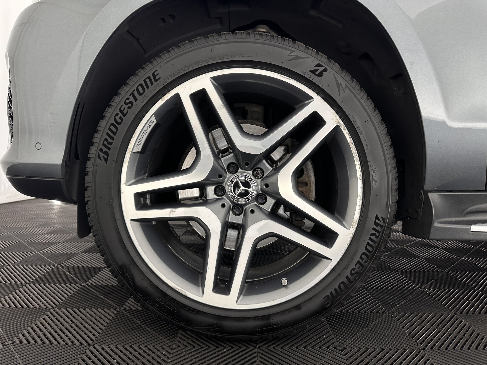 Mercedes-Benz GLS 350 d 4MATIC AMG-Line [ 7-Pers ] *PANO | LEATHER | FULL-LED | DISTRONIC | NAVI-FULLMAP | HEAT/COLD-COMFORTSEATS | BLINDSPOT | MEMORY-PACK | HARMAN/KARDON | TOPVIEW | KEYLESS | SHIFTPADDLES | PRIVACY-GLASS | TOWBAR | 21''ALU*