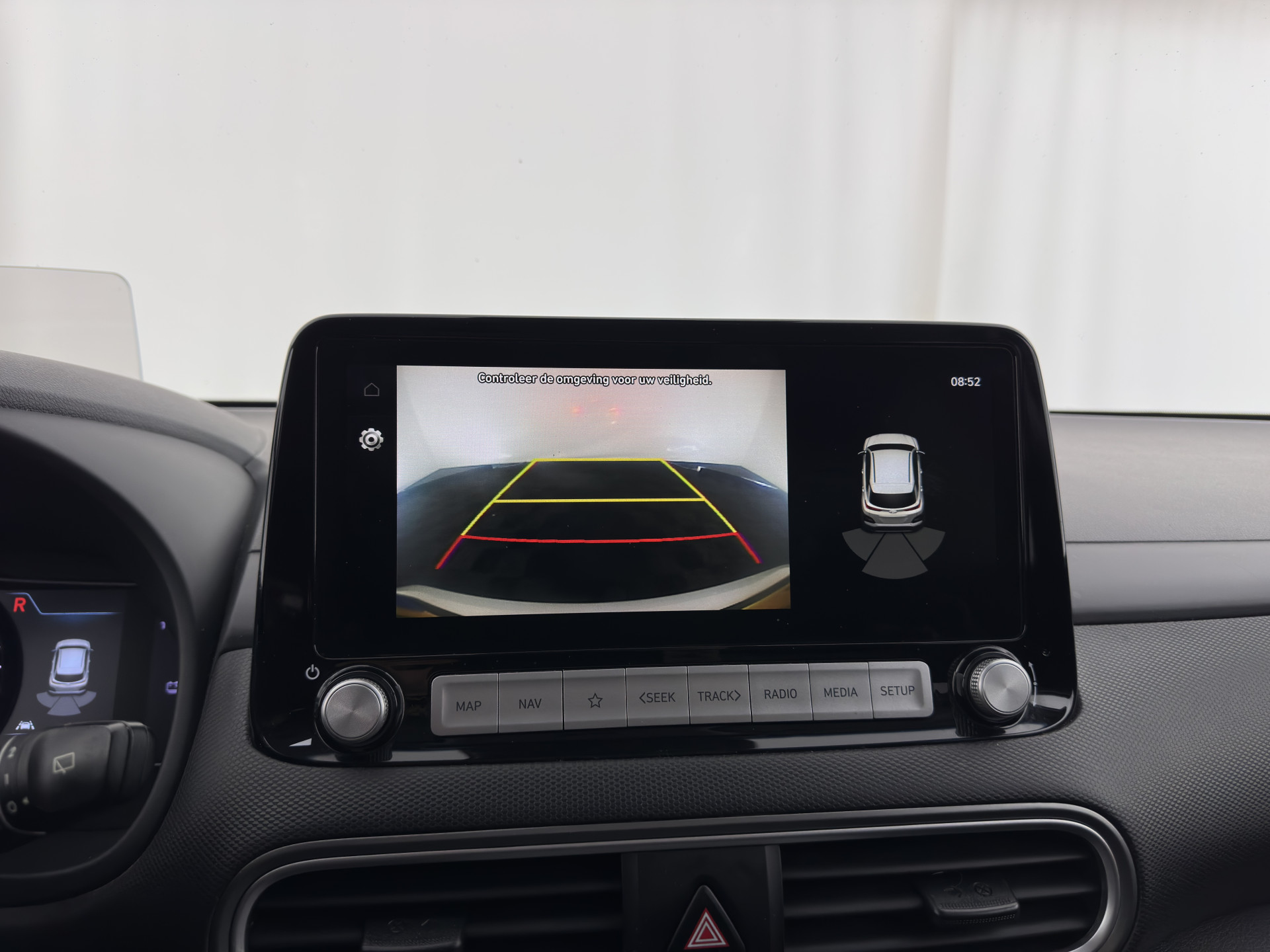 Hyundai Kona EV Fashion 64 kWh (3-Fase) {SOH-100%} (INCL-BTW)  Aut * HEATPUMP | NAVI-FULLMAP | LEATHER-FABRIC | KEYLESS | CAMERA | DAB | ECC | PDC | ADAPTIVE-CRUISE | LANE-ASSIST | HEATED SEATS | PRIVACY-GLASS | HEAD-UP | SHIFT-PADDLES | 17"A