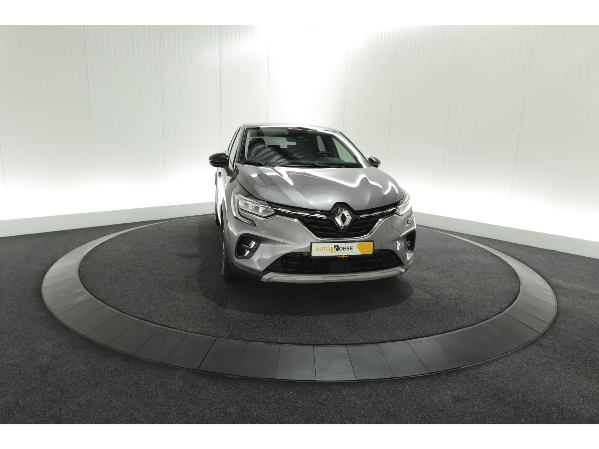Renault Captur Mild Hybrid 140 EDC Techno | 360 Camera | 9.3 Inch Grootscherm | Stoelverwarming | Apple Carplay | 18 Inch Lichtmetalen Velgen