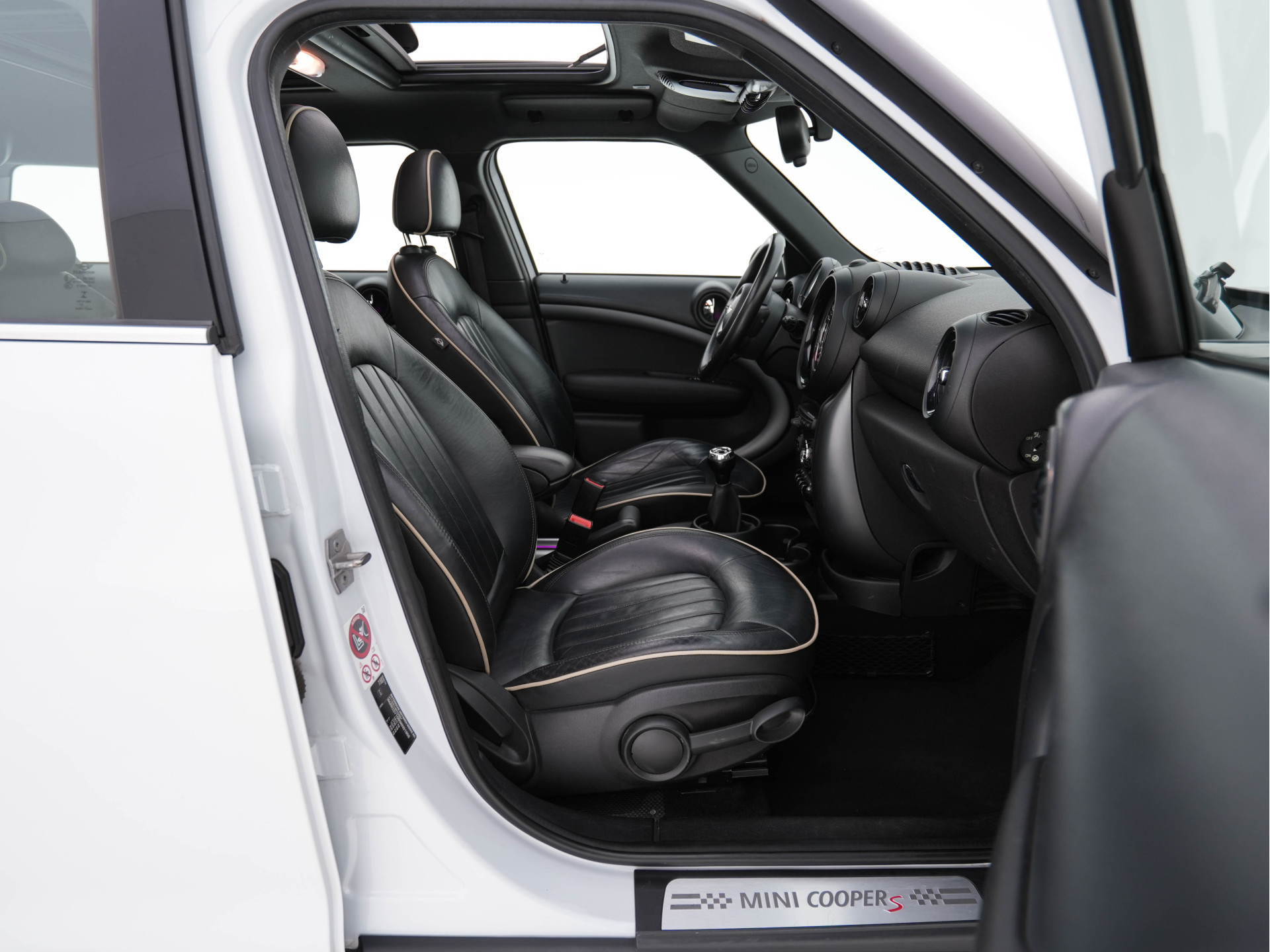 MINI Mini Countryman 2.0 Cooper SD ALL4 Pepper *PANO | LEATHER | BI-XENON | NAVI-FULLMAP | HEATED-COMFORTSEATS | ECC | HEATED-SEATS | PDC | CRUISE | TOWBAR | 17''ALU*