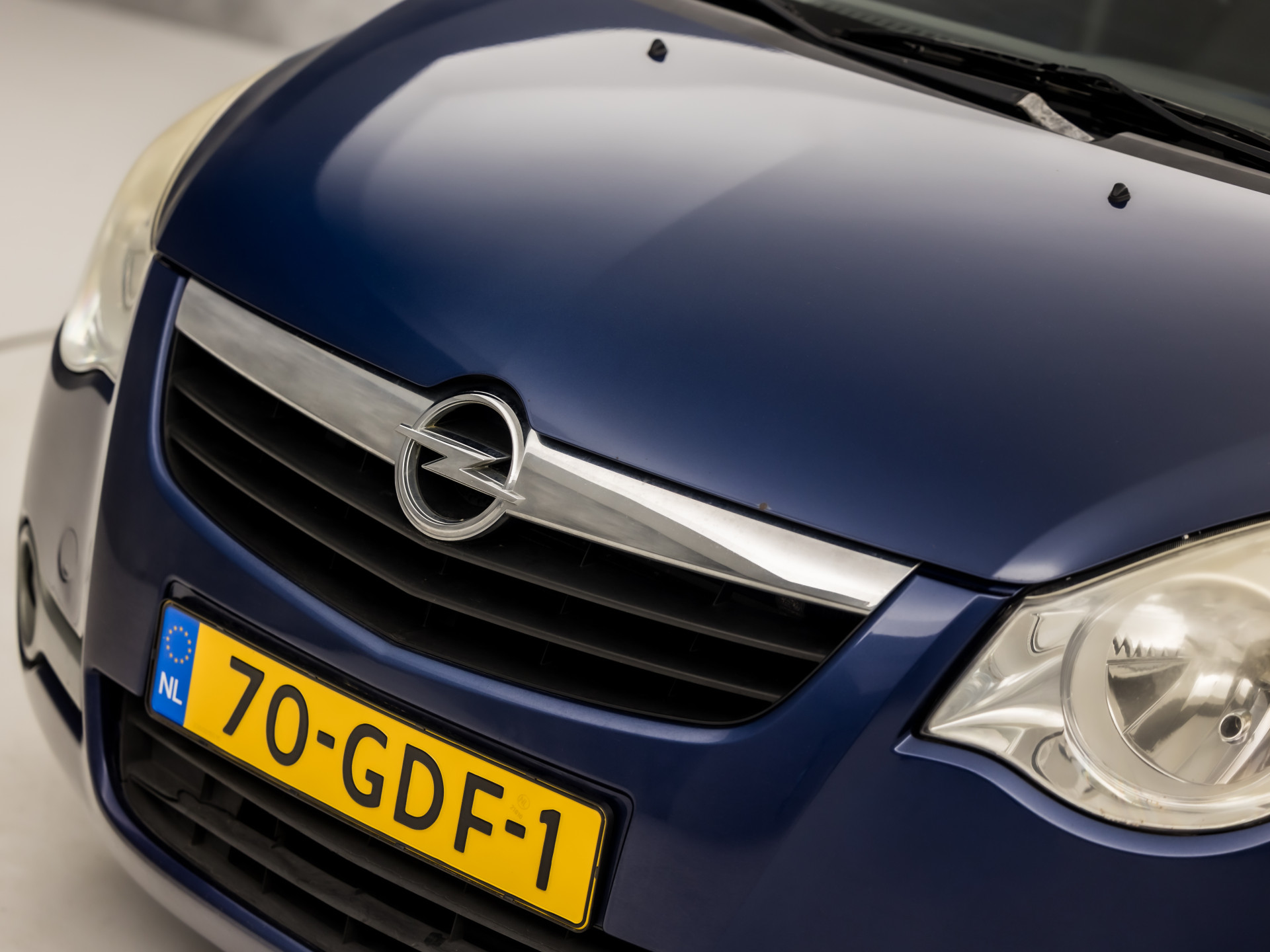 Opel Agila 1.2 Sport (AIRCO, ELEK RAMEN, SPORTSTOELEN, GETINT GLAS, NIEUWE APK, NIEUWSTAAT)