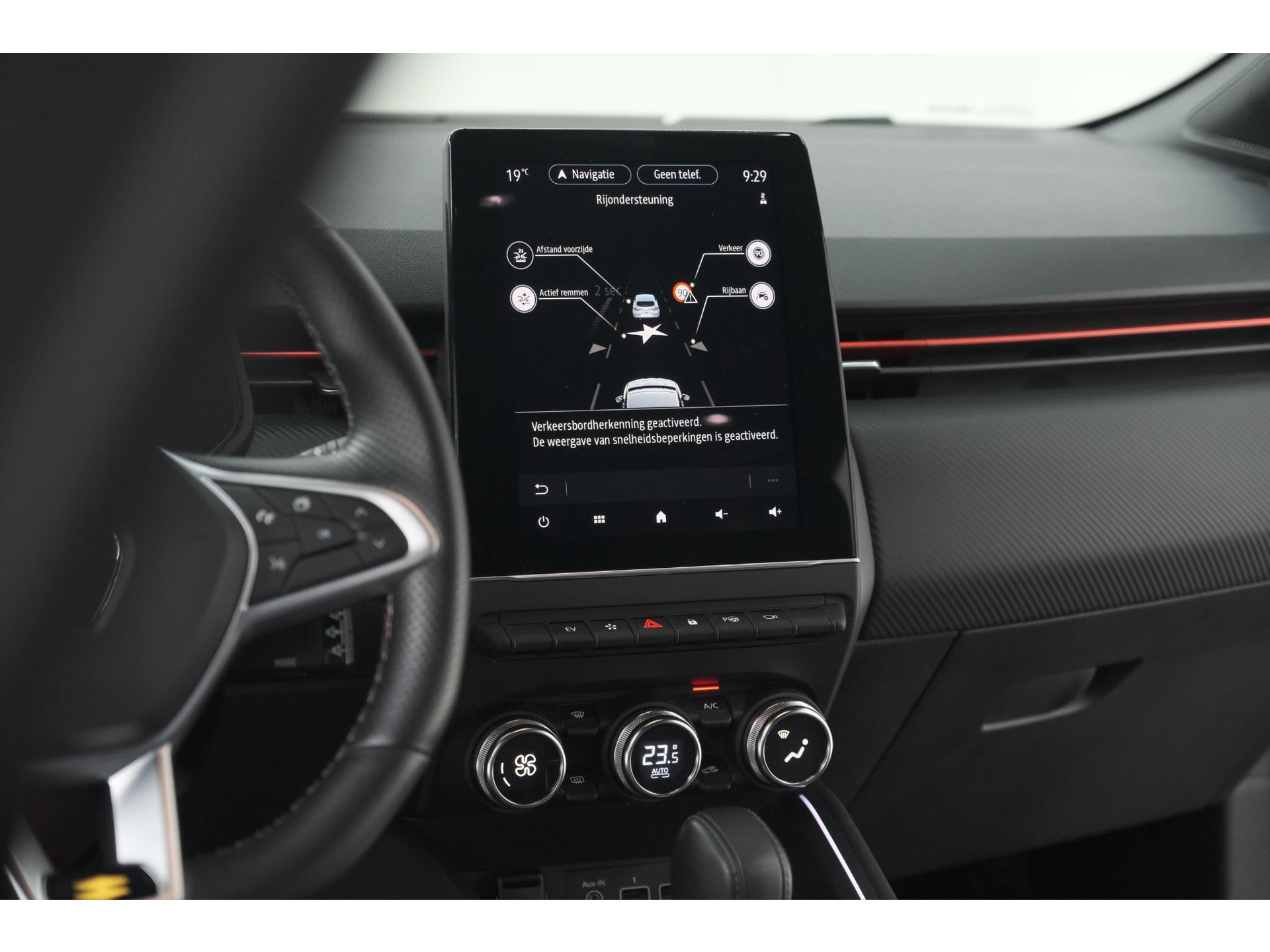 Renault Clio 1.6 E-Tech Hybrid 140 R.S. Line | 360 Camera | Apple Carplay | 9.3 Inch Groot Scherm | Sportstoelen