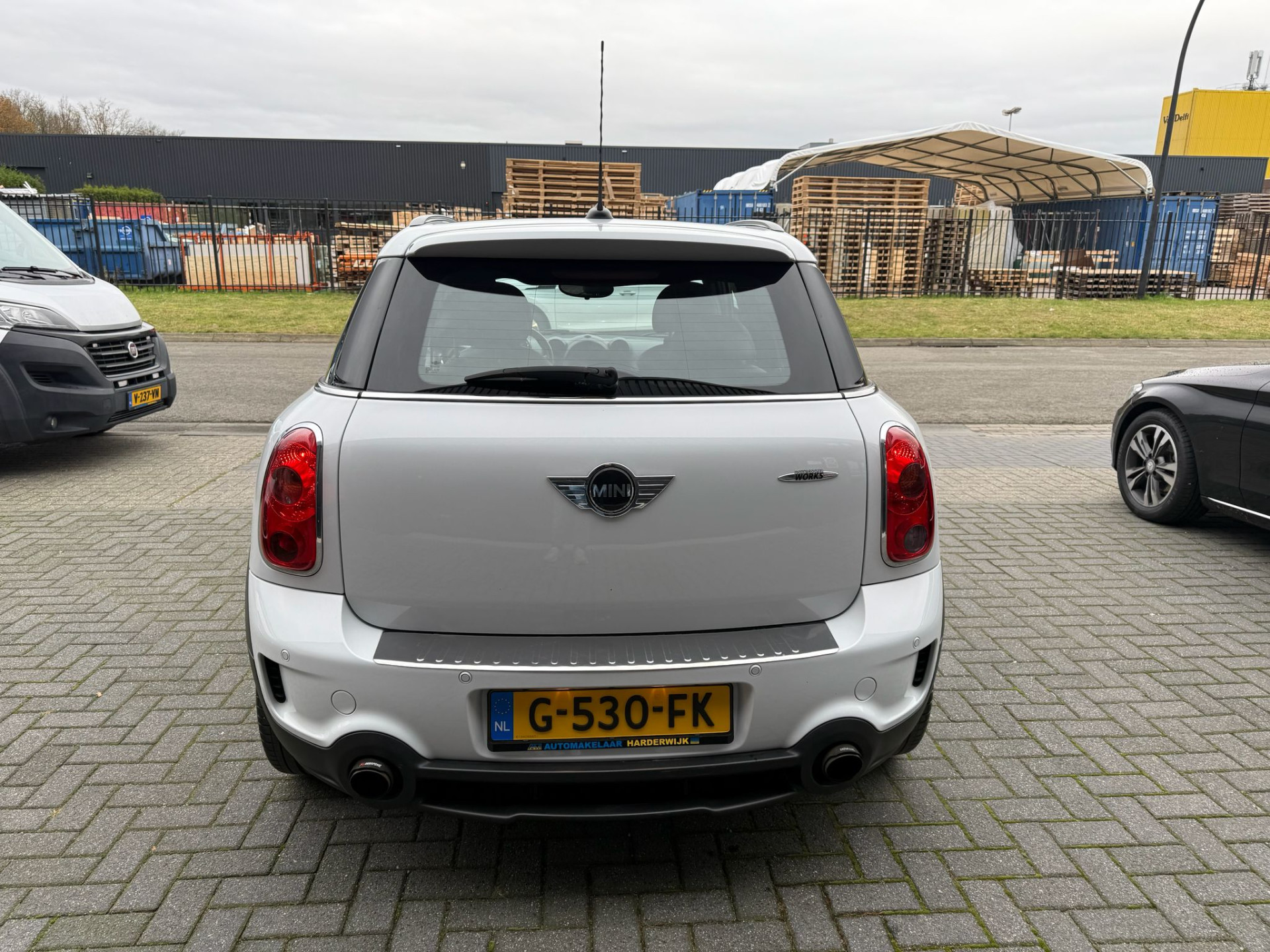 MINI Mini 1.6 John Cooper Works | 1E EIGENAAR | 3/6/12MND GARANTIE | AUTOMAAT | JOHN WORKS | XENON | CRUISE | NAVI |