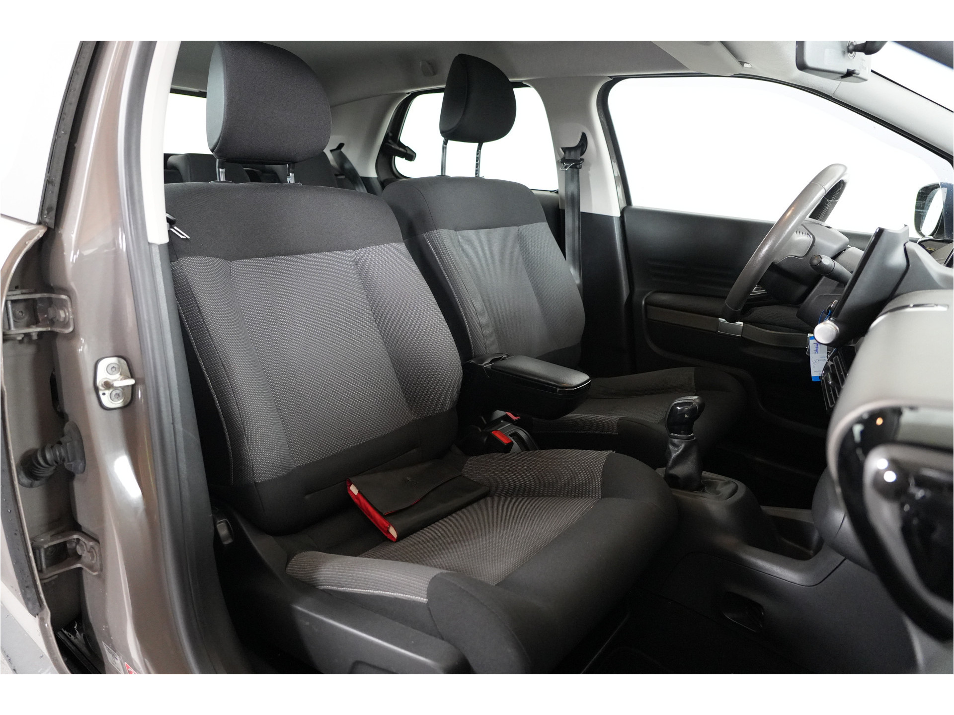 Citroën C4 Cactus 1.6 BlueHDi Feel | Trekhaak | Cruise | Airco |
