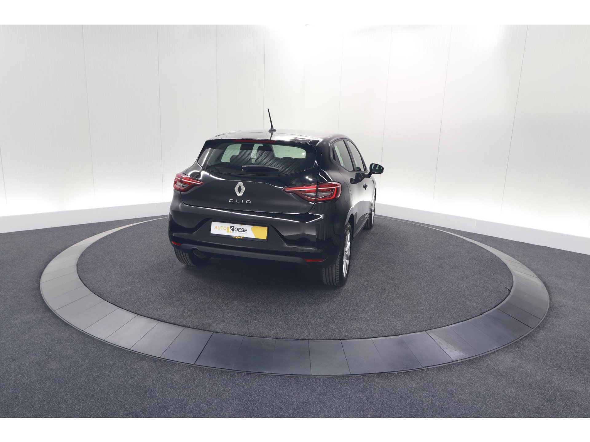 Renault Clio TCe 90 Equilibre | Parkeersensoren | Apple Carplay | Cruise Control