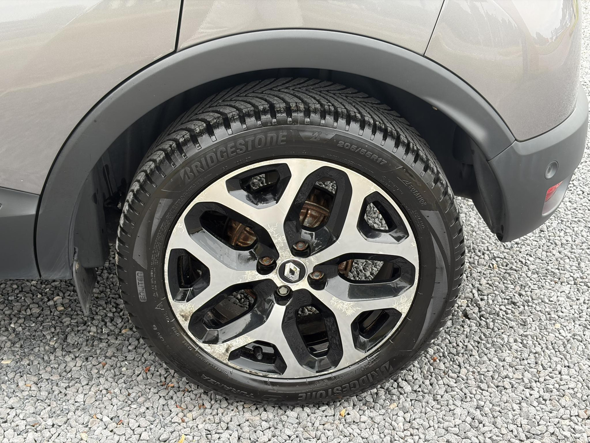 Renault Captur 1.2 TCe Intens 120pk,1e Eigenaar,Camera,Trekhaak,Carplay,Pdc,Clima,Cruise,Dealer Onderhouden,6 Bak,Lm velgen,Dodehoek,N.A.P,Apk tot 10-2027