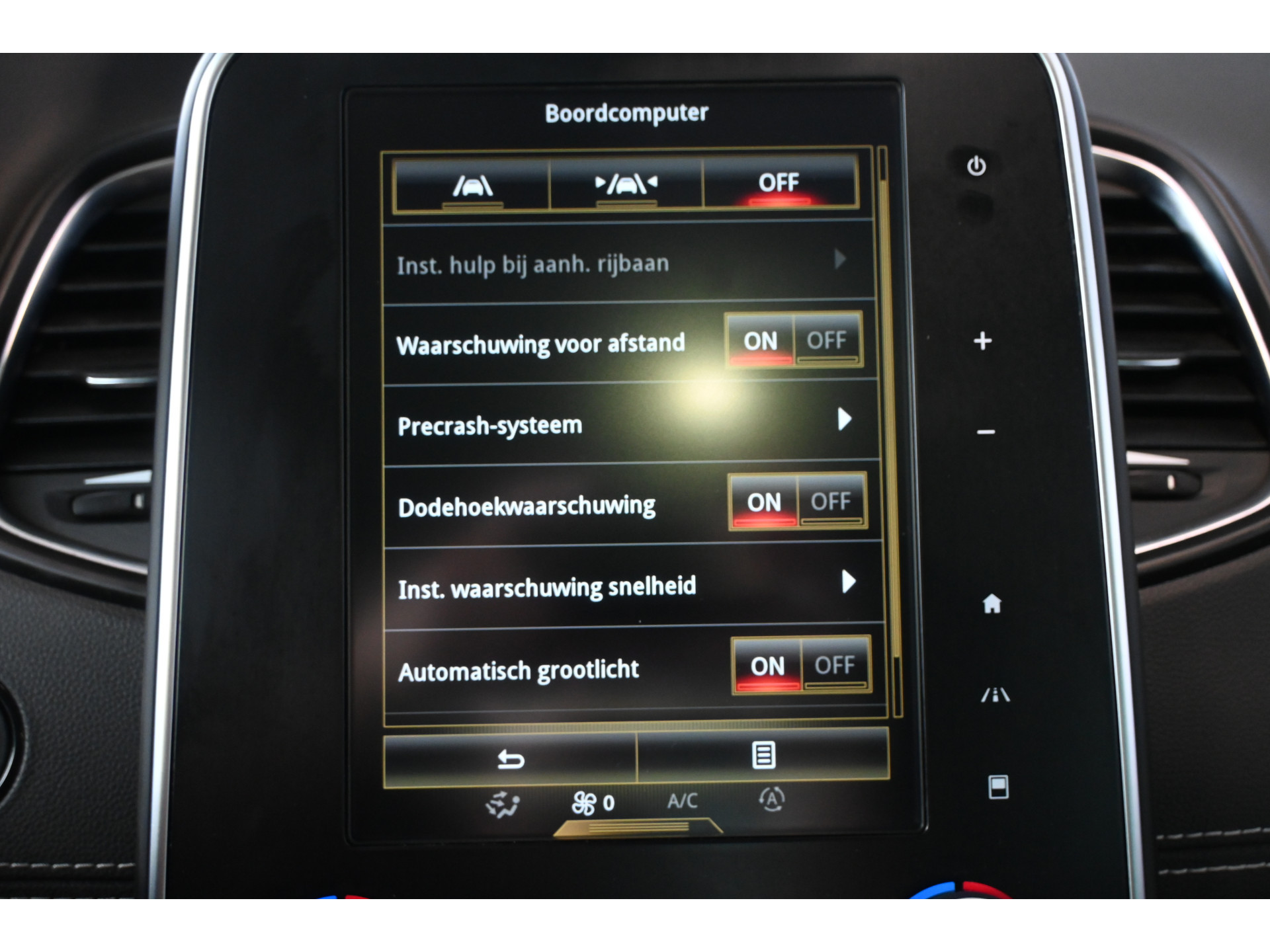 Renault Scénic 1.3 TCe Intens Automaat Nap Clima Cruise Trekhaak Navigatie Head up Panoramadak 100% Onderhouden! Inruil Mogelijk!