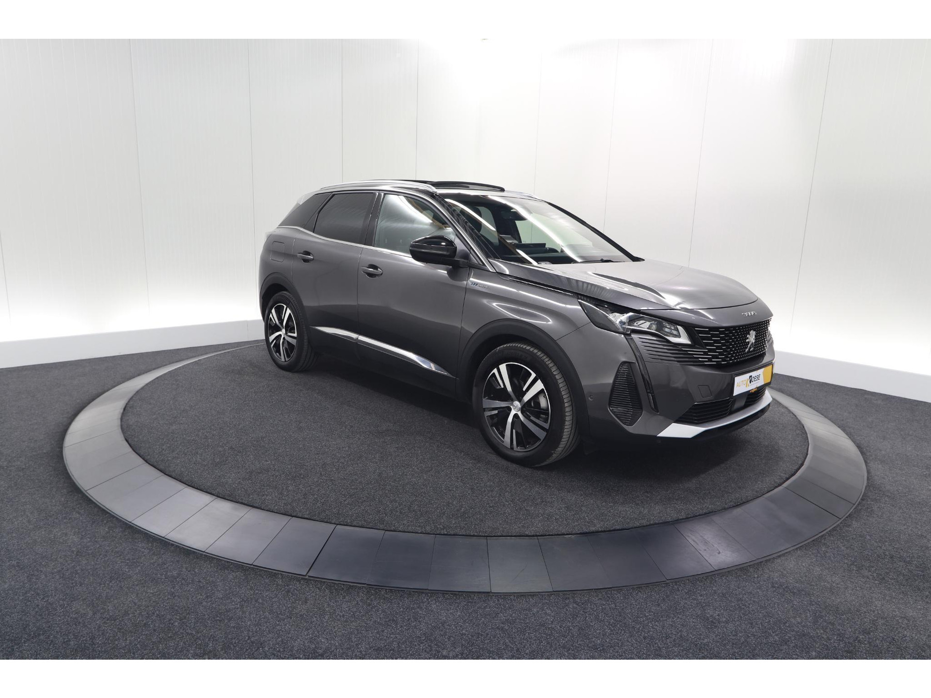 Peugeot 3008 HYbrid4 300 GT | Elektrisch Panoramadak | Dodehoekdetectie | Camera | Navigatie