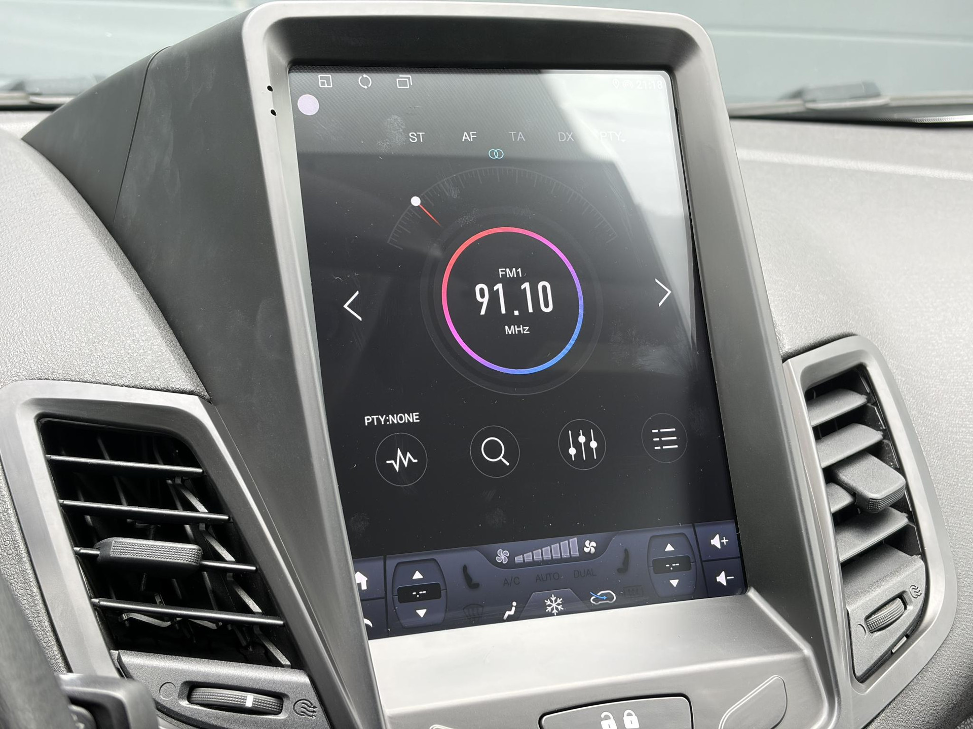 Ford Fiesta 1.0 Champion 2e Eigenaar,Camera,Navi,Carplay,Clima,Lm velgen,5 Deurs,N.A.P,Zeer Zuinig,Apk tot 07-2027