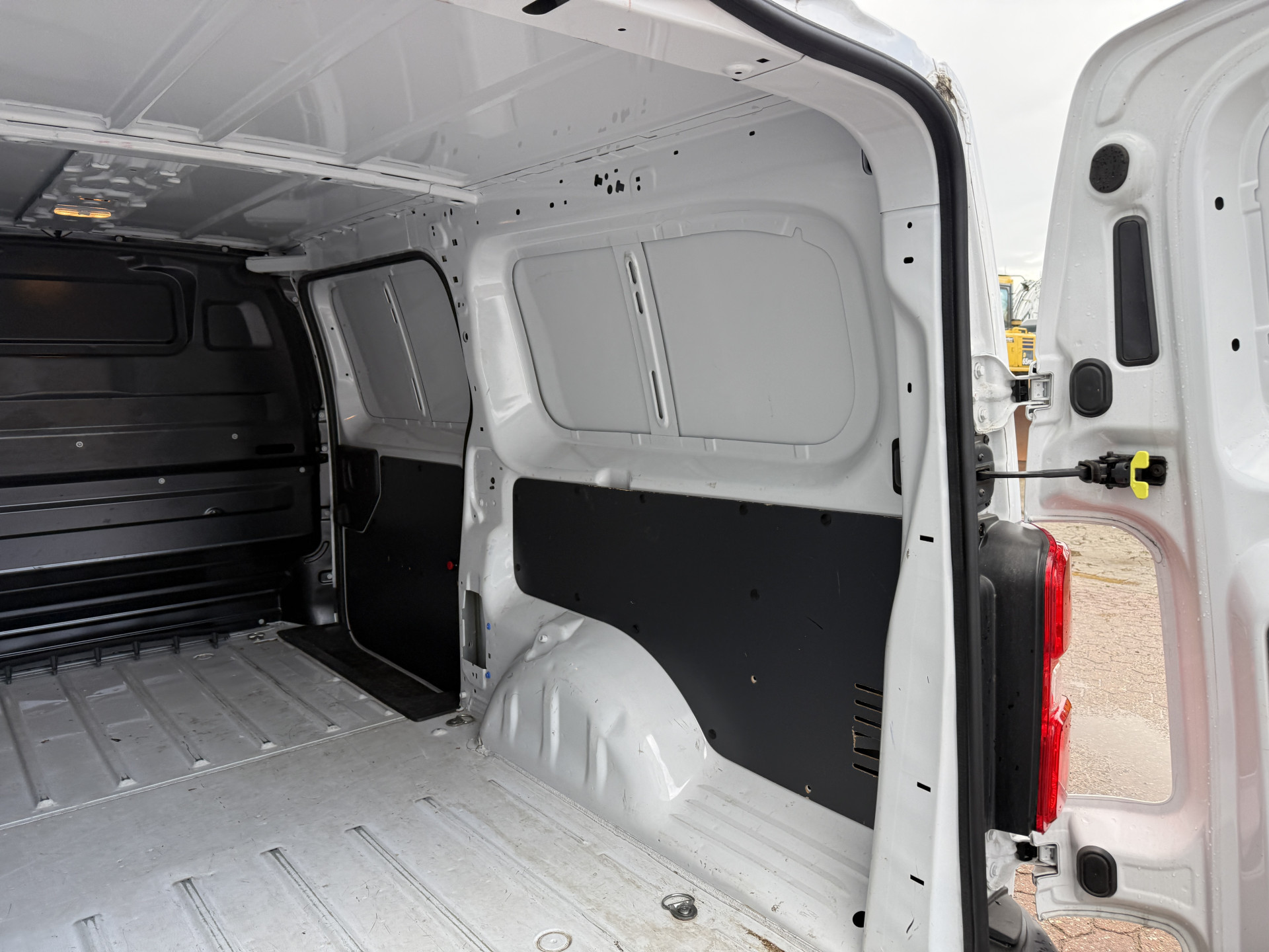 Toyota ProAce Electric Worker 75kWh 136PK L3 XL 348km WLTP EV Snelladen Climate control Cruise control Laadkabel
