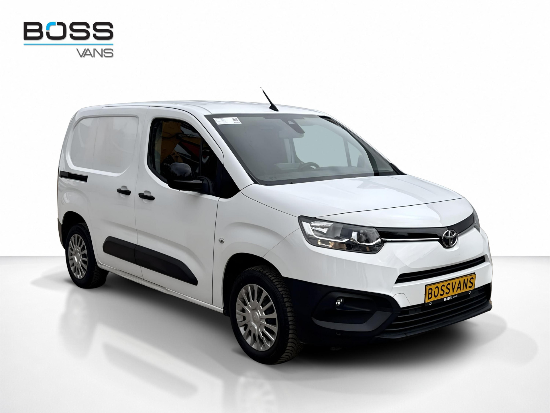 Toyota ProAce City 1.2T 110 PK **Benzine** L1 Navigatie Climate control Camera Carplay Cruise control Parkeersensoren v+a Gasoline Benzin