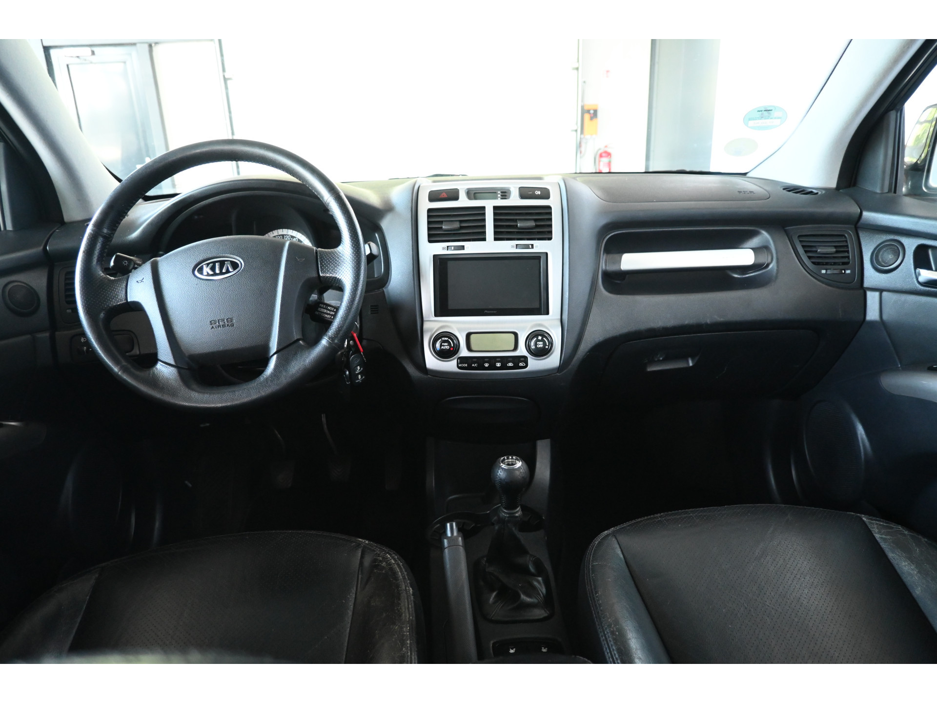 Kia Sportage 2.0 CVVT X-ception Trekhaak Airco Cruise control Leder PDC Android Auto 100% Onderhouden! Inruil Mogelijk!