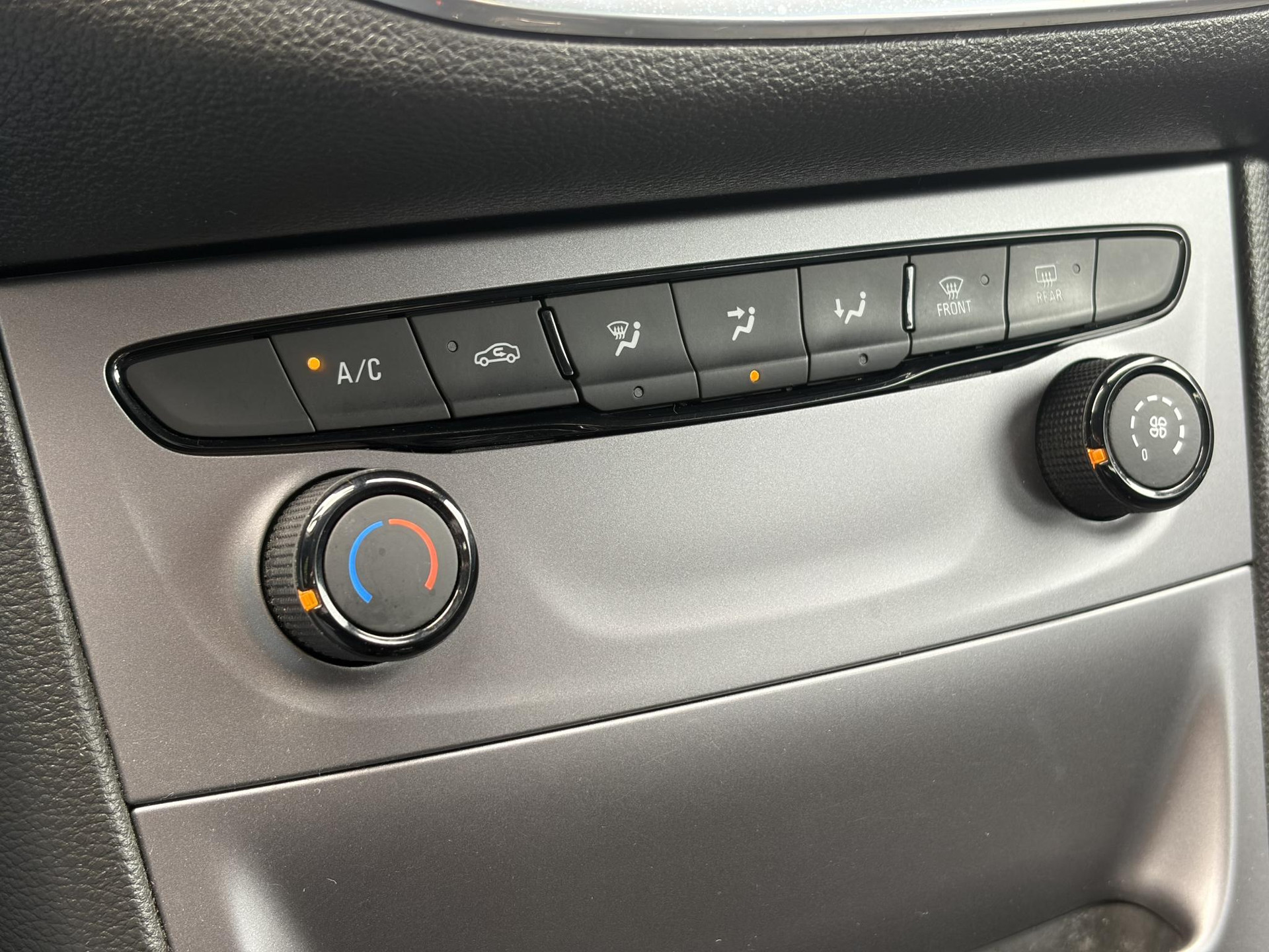 Opel Astra Sports Tourer 1.4 Business+ ✓1e Eigenaar✓Trekhaak✓150pk✓Carplay✓Navi✓Airco✓Cruise✓Pdc V+A✓6 Bak✓Lm velgen✓N.A.P,Apk tot 10-2027