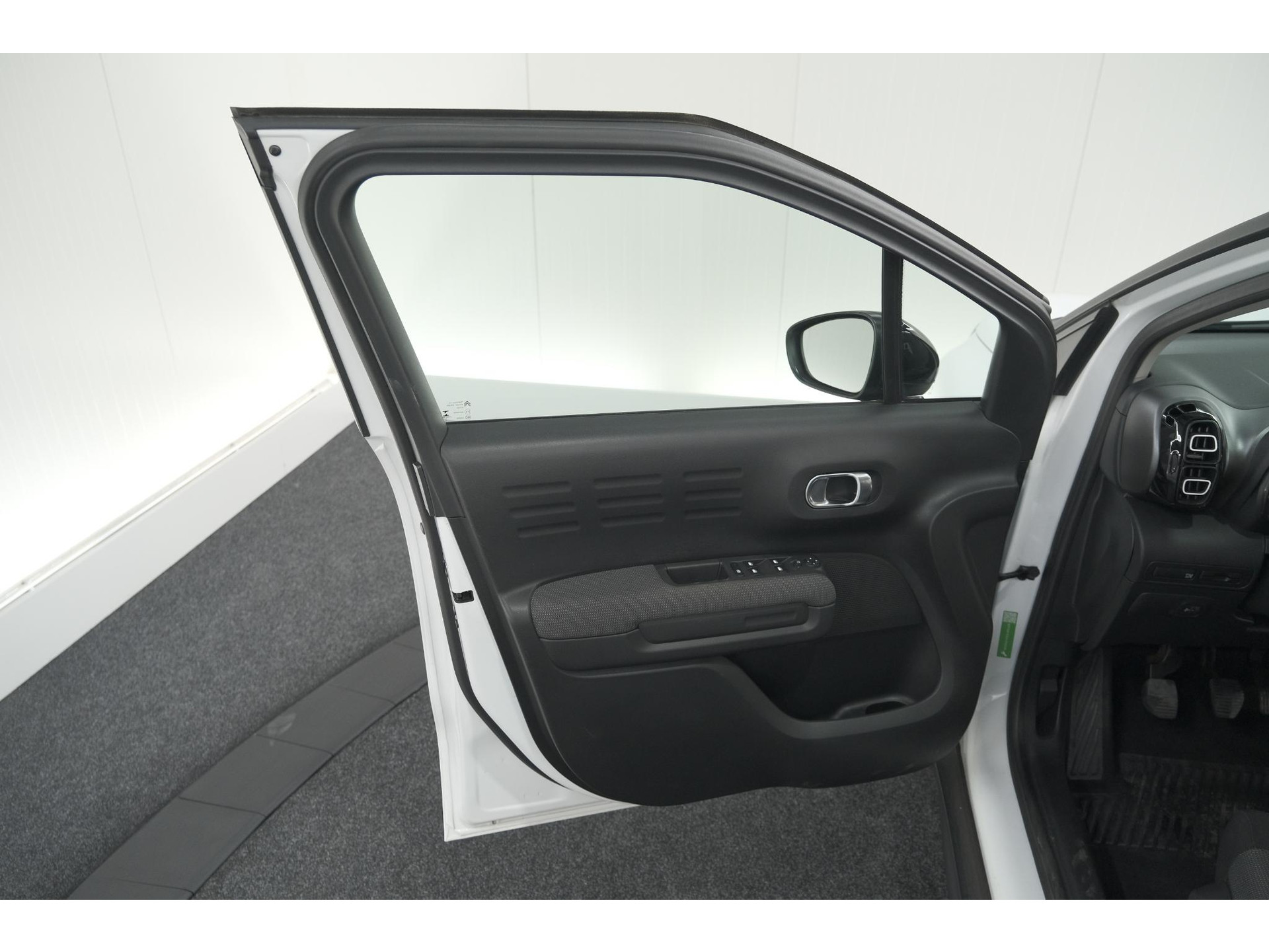 Citroen C3 Aircross PureTech 110 Feel | Navigatie | Parkeersensoren | Climate Control | Apple Carplay