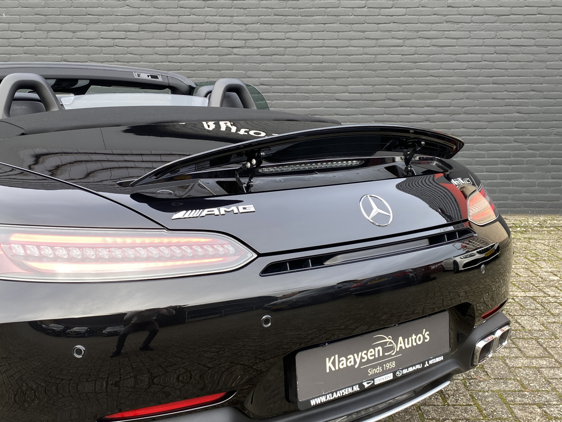 Mercedes-Benz AMG GT C Roadster 4.0 Premium V8 577 pk AUT. | dealer onderhouden | achteras besturing | memory stoel | adaptieve cruise | 360 camera