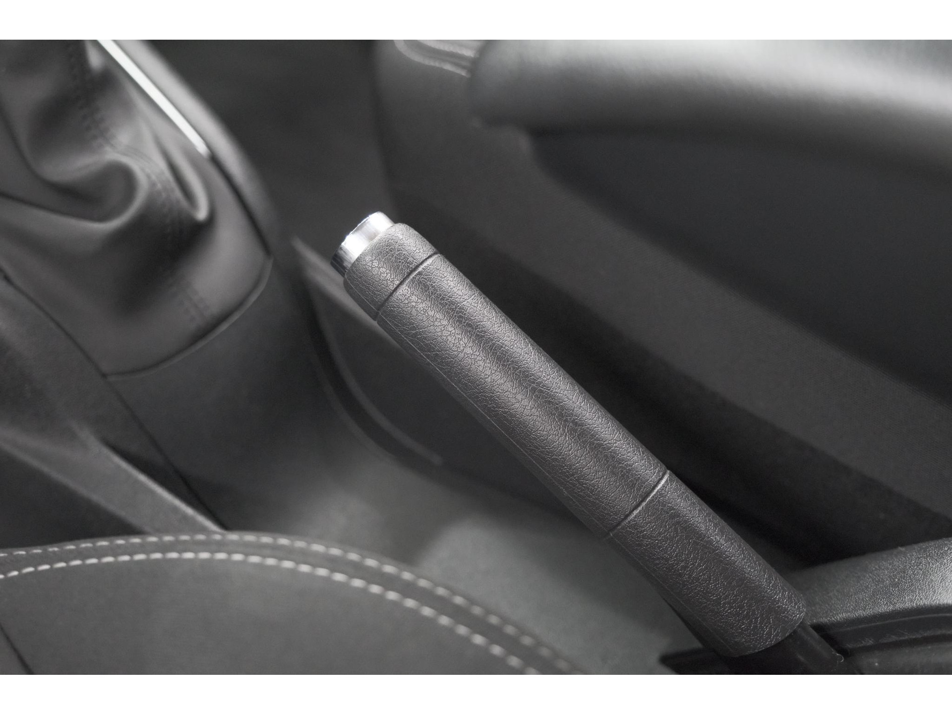 Peugeot 208 PureTech 110 Tech Edition | Camera | Apple Carplay | Parkeersensoren