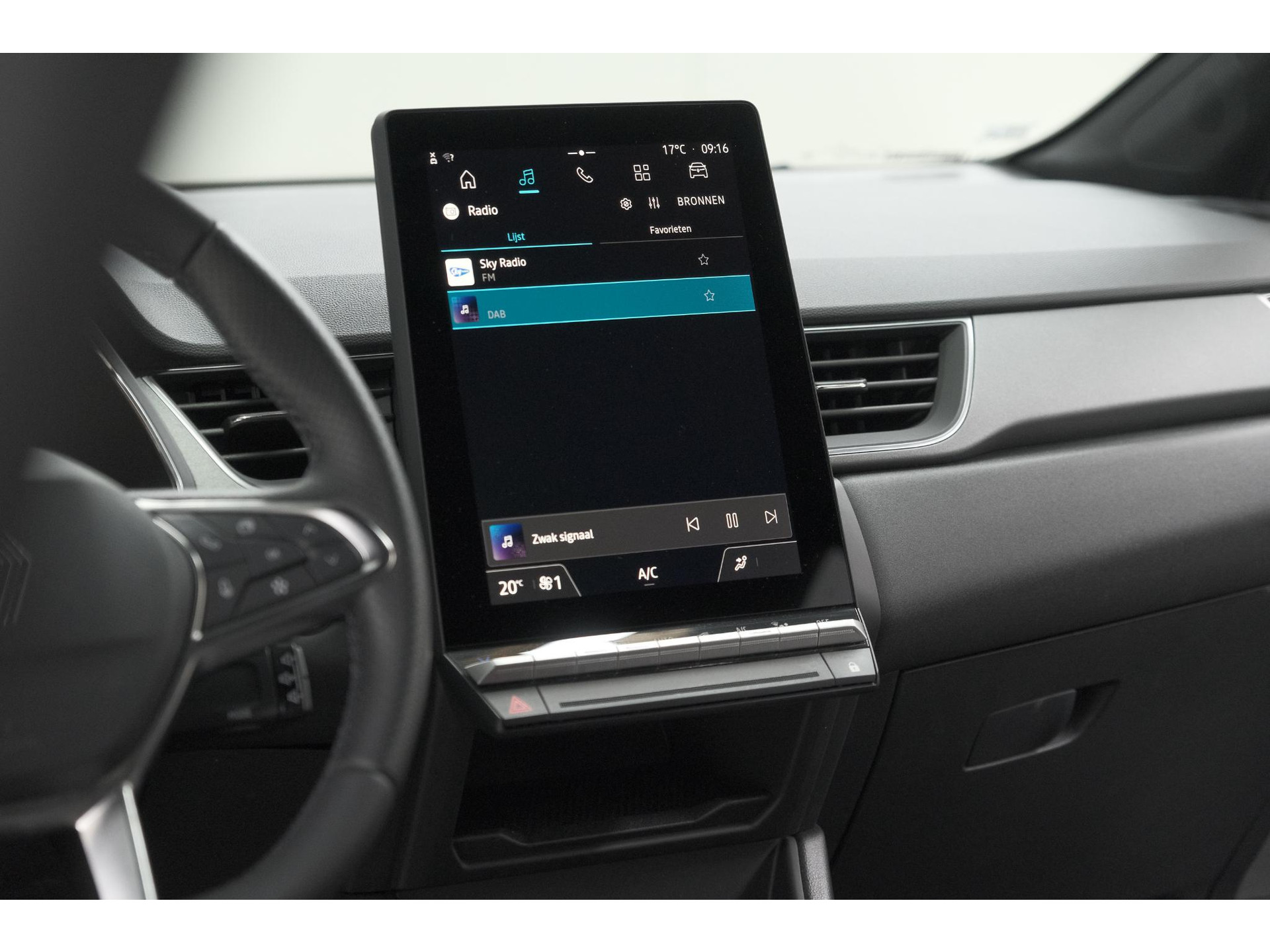 Renault Captur 1.8 E-Tech full hybrid 160 techno | Camera | Adaptieve Cruise Control | Navigatie