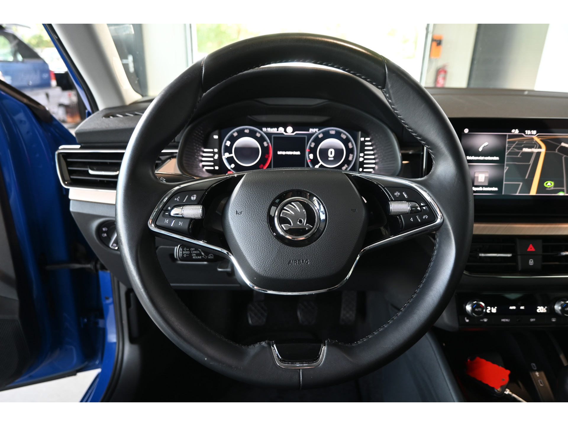 ŠKODA Scala 1.0 TSI Business Edition Nap! Adaptieve Cruise Clima Lane Assist Trekhaak Stoelverwarming CarPlay Goed Onderhouden! Inruil Mogelijk!