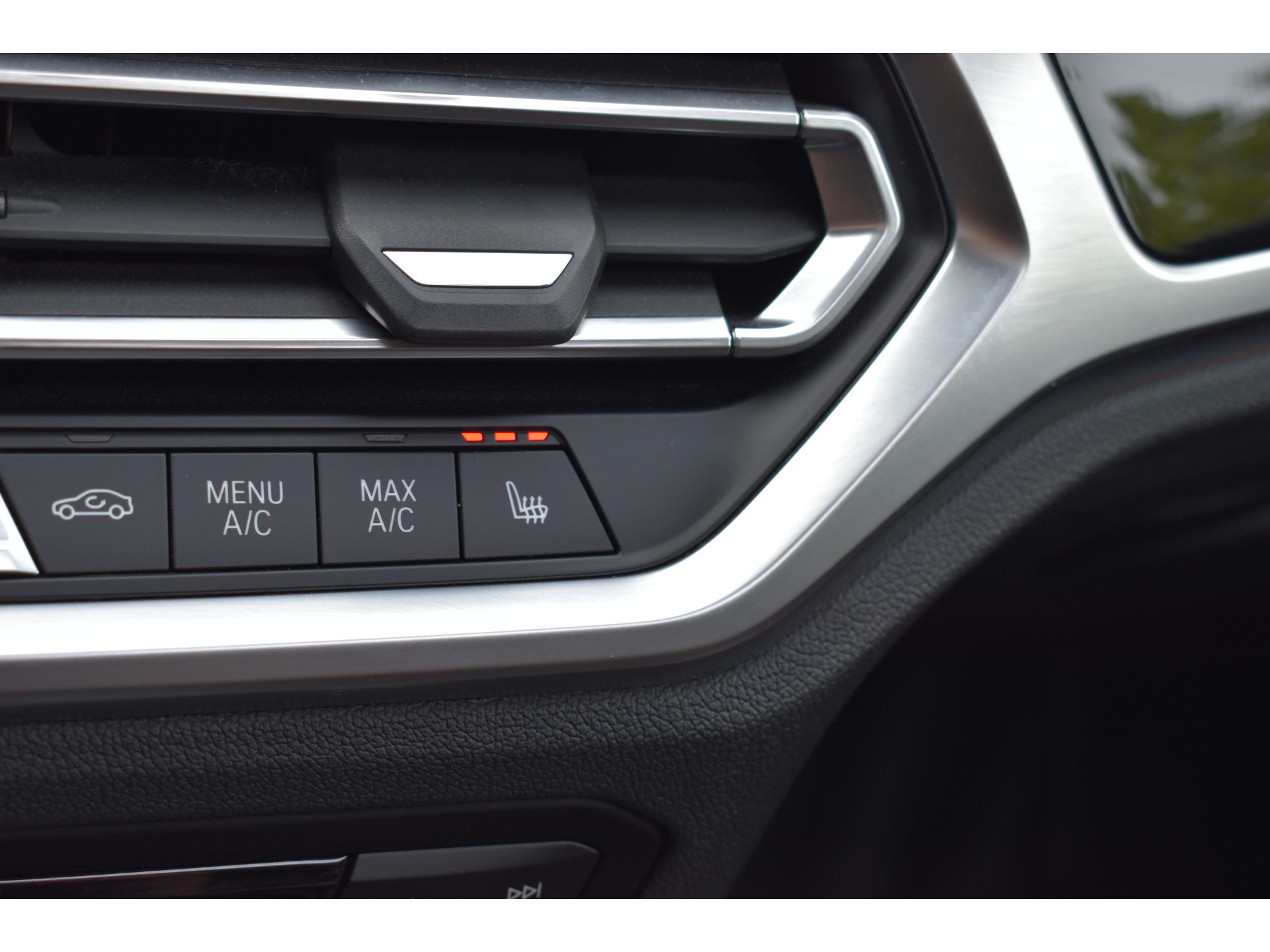 BMW 3-serie Touring 330e Business Edition Plus Plugin-hybride Pano Leder