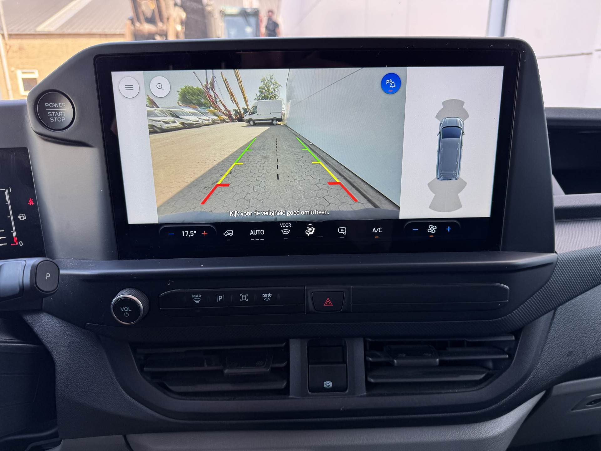 Ford Transit Custom 2.0 TDCI 140PK AWD Automaat L1 4x4 4WD LED Airco Carplay Camera Navigatie Parkeersensoren v+a Vierwielaandrijving