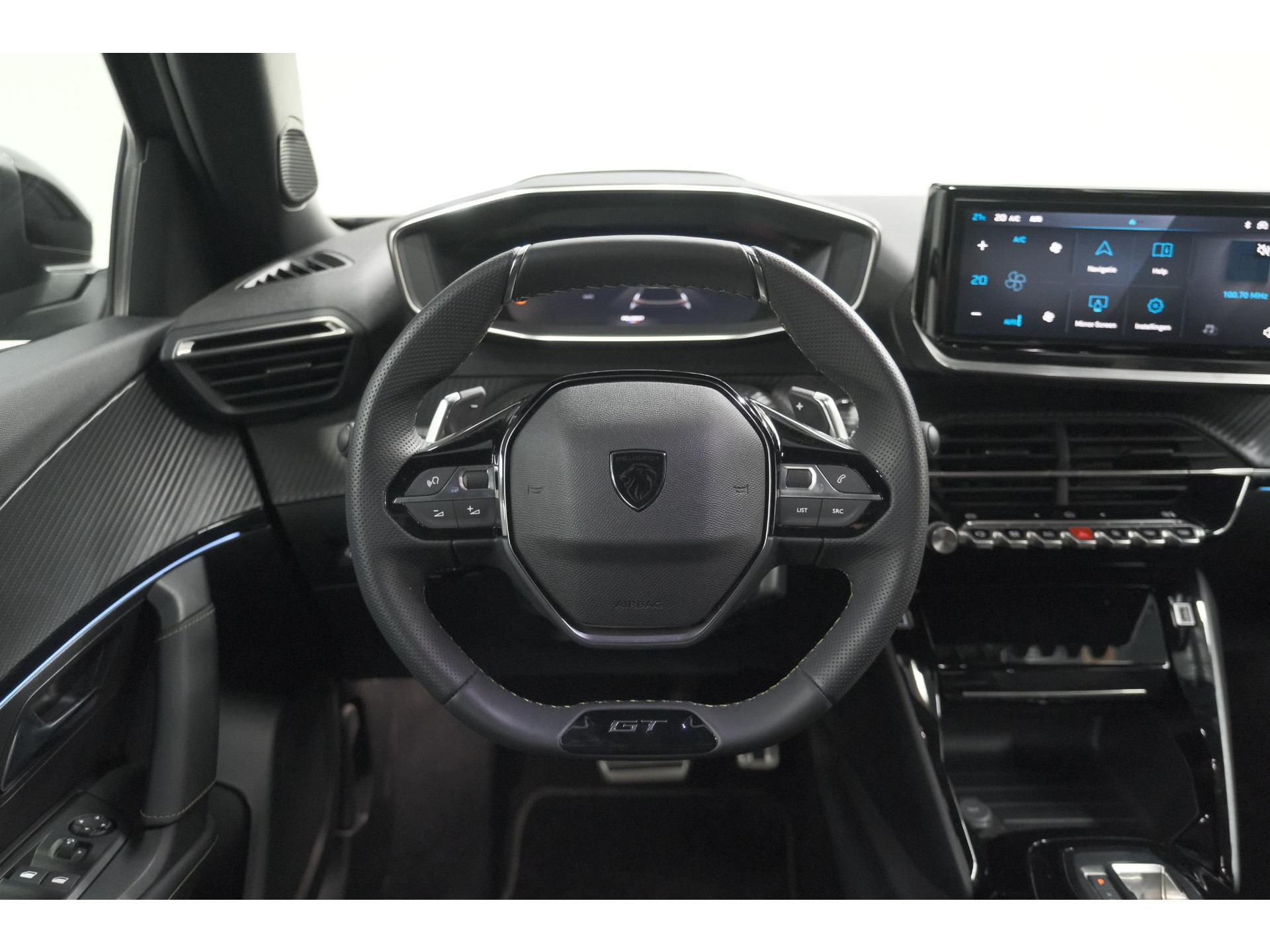 Peugeot 2008 1.2 Hybrid 136 GT | 360 Camera | Adaptieve Cruise Control | Navigatie | Dodehoekdetectie
