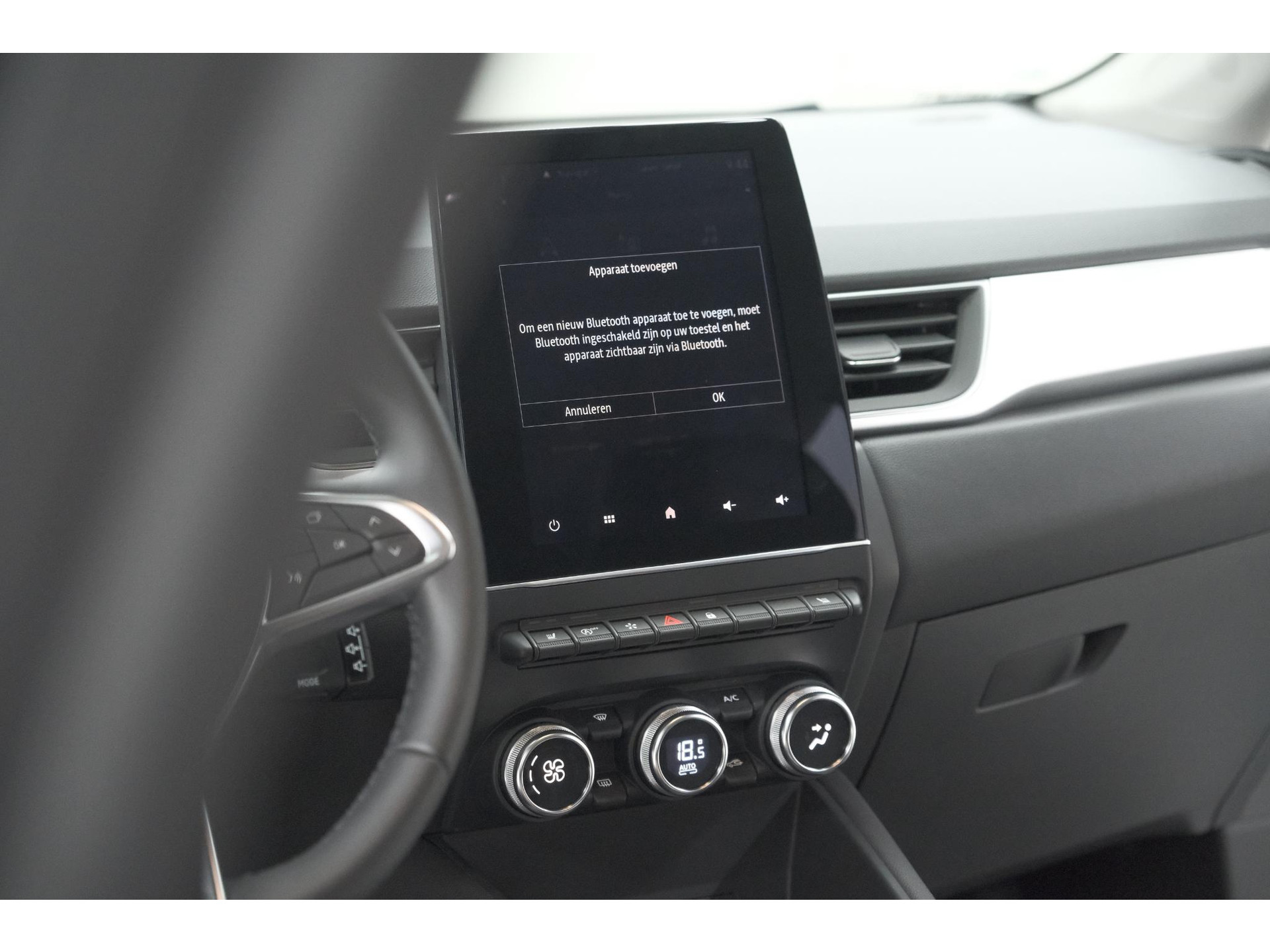 Renault Captur Mild Hybrid 140 EDC Techno | Camera | 9.3 Inch Scherm | Apple Carplay | Parkeersensoren | Allseason Banden | Stoelverwarming