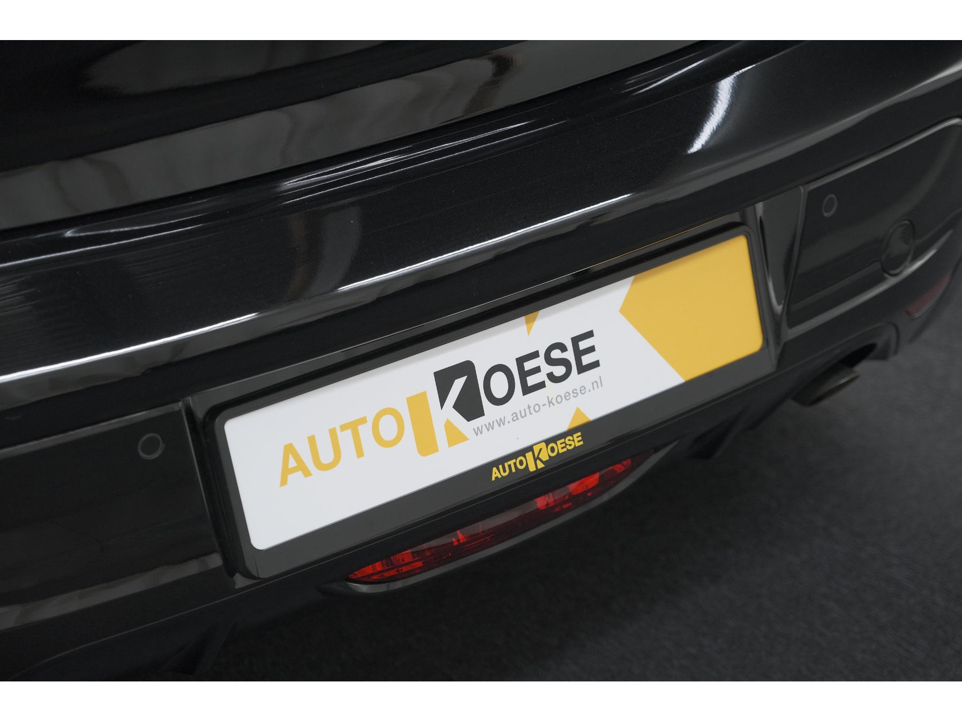 Peugeot 208 PureTech 100 Allure | Apple Carplay | Parkeersensoren | Climate Control