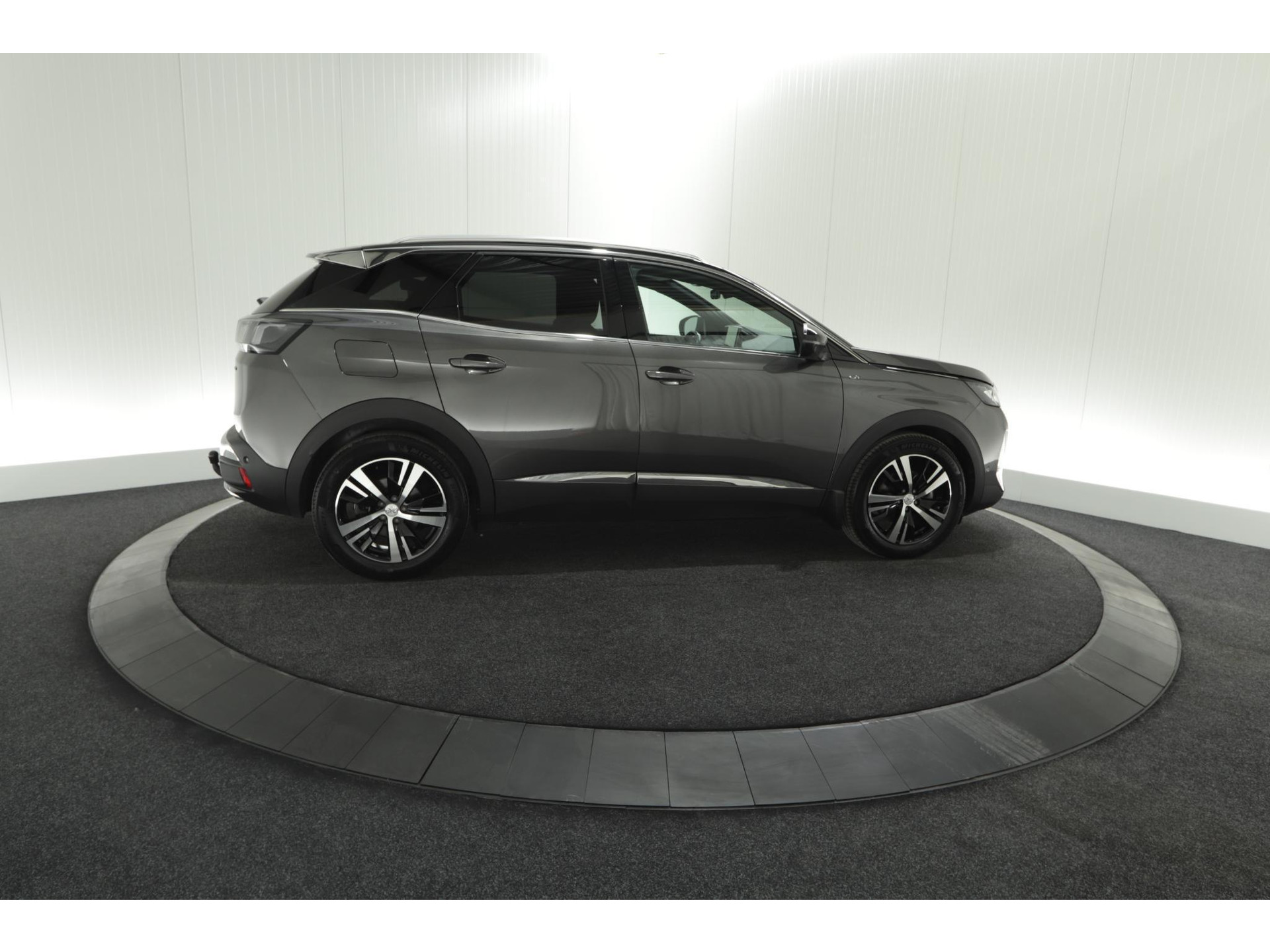 Peugeot 3008 1.6 PureTech 180 EAT8 GT | Trekhaak | Camera | Dodehoekdetectie | Navigatie