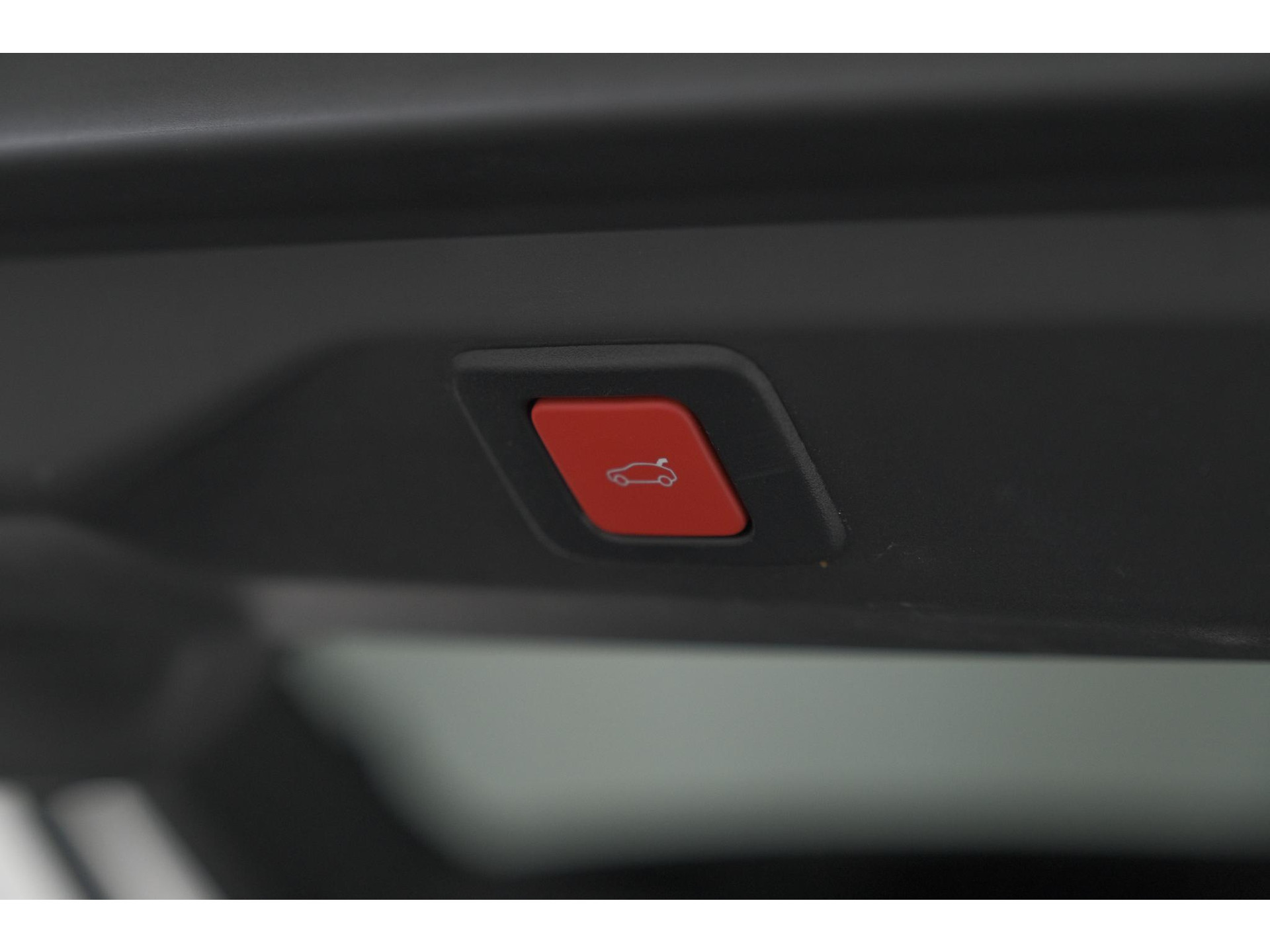Peugeot 3008 1.2 Hybrid 145 GT | 360 Vision Pack | Adaptieve Cruise Control | Stoelen Pakket Inclusief Verwarmde Achterbank