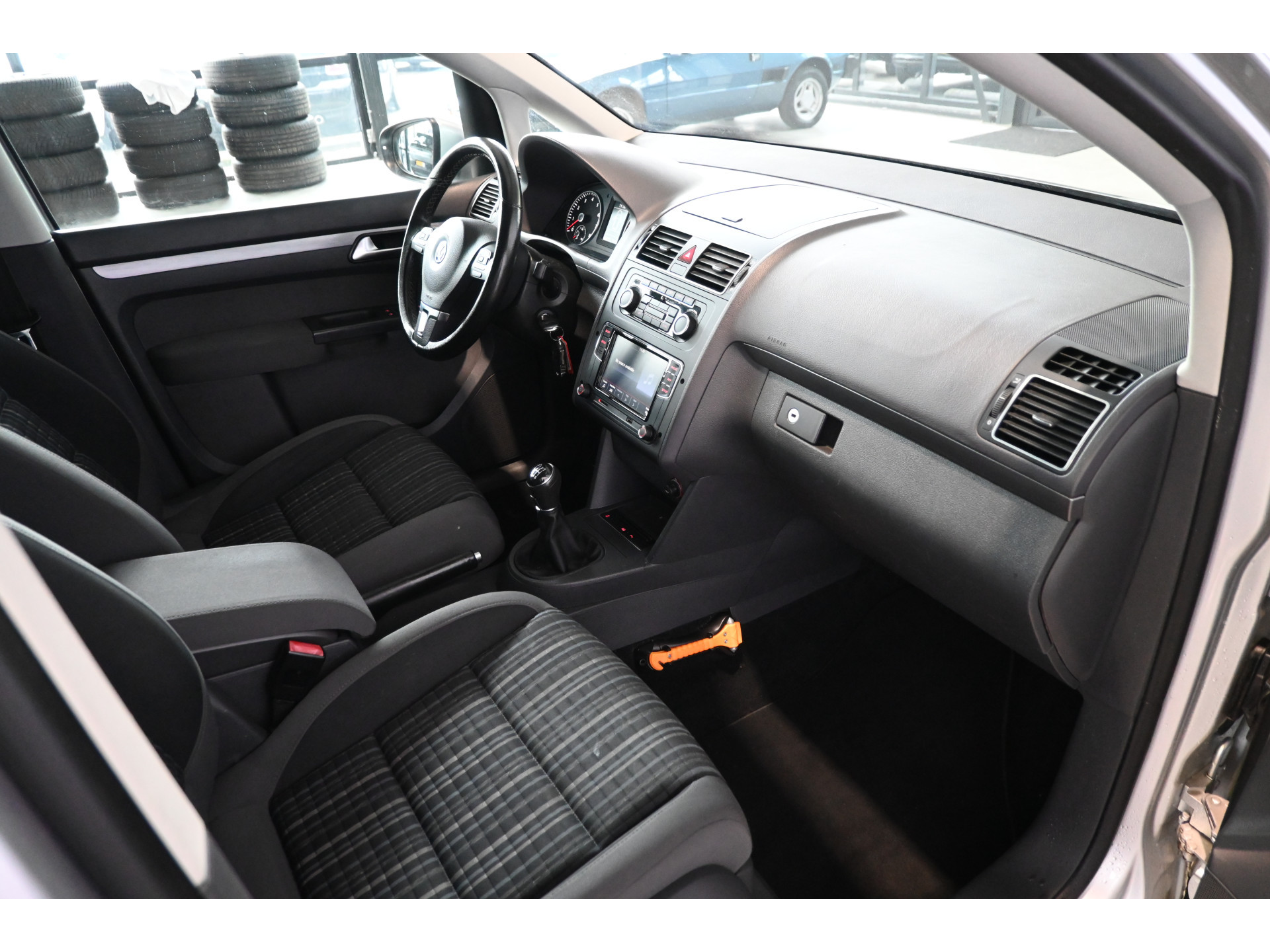 Volkswagen Touran 1.4 TSI Cross Climate control Trekhaak Cruise control PDC Inruil Mogelijk!
