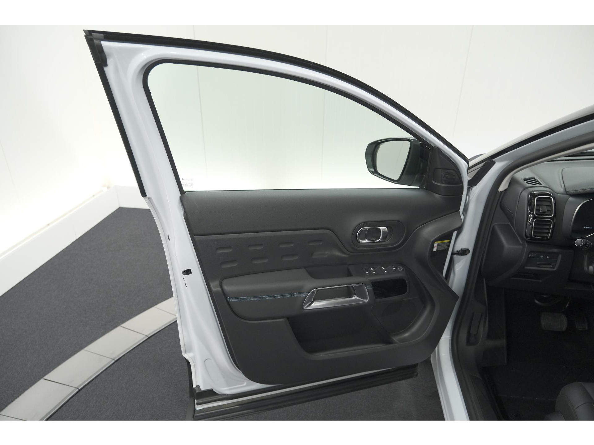 Citroen C5 Aircross 1.2 Hybrid 145pk Max | Camera | Adaptieve Cruise Control | Dodehoekdetectie