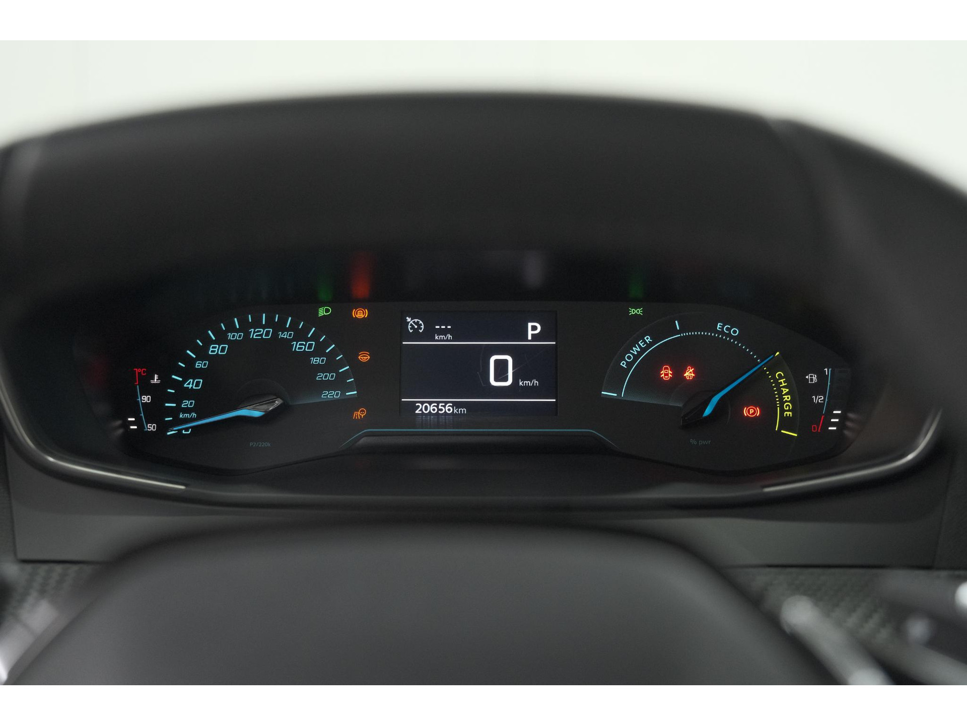 Peugeot 2008 1.2 Hybrid 136 Style | Apple Carplay | Parkeersensoren | Climate Control