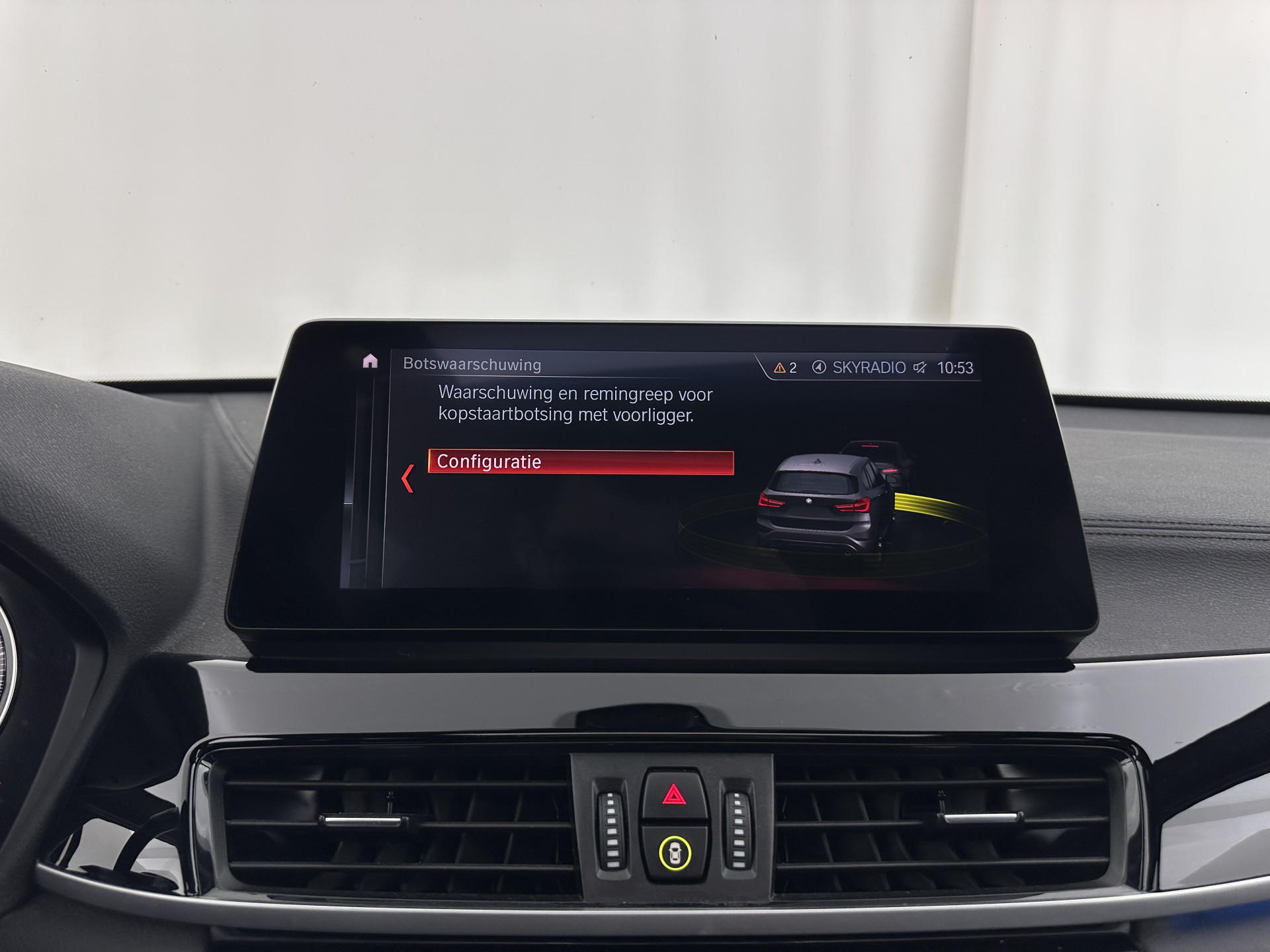 BMW X1 xDrive25e Sportline Business Edition Plus (Plug-In) (INCL-BTW) Aut. *PANO | LEATHER | FULL-LED | HEATED-SPORTSEATS | HIFI-SYSTEM | CAMERA | PRIVACYGLASS | NAVI-FULLMAP | ECC | HEAD-UP | PDC | KEYLESS | DAB | CRUISE | TOWBAR | AMBIENTLIGHT | 18