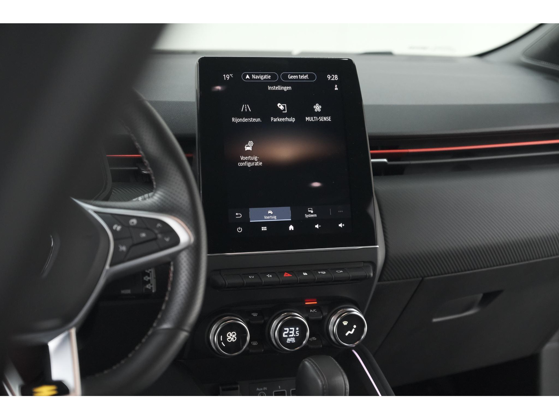 Renault Clio 1.6 E-Tech Hybrid 140 R.S. Line | 360 Camera | Apple Carplay | 9.3 Inch Groot Scherm | Sportstoelen