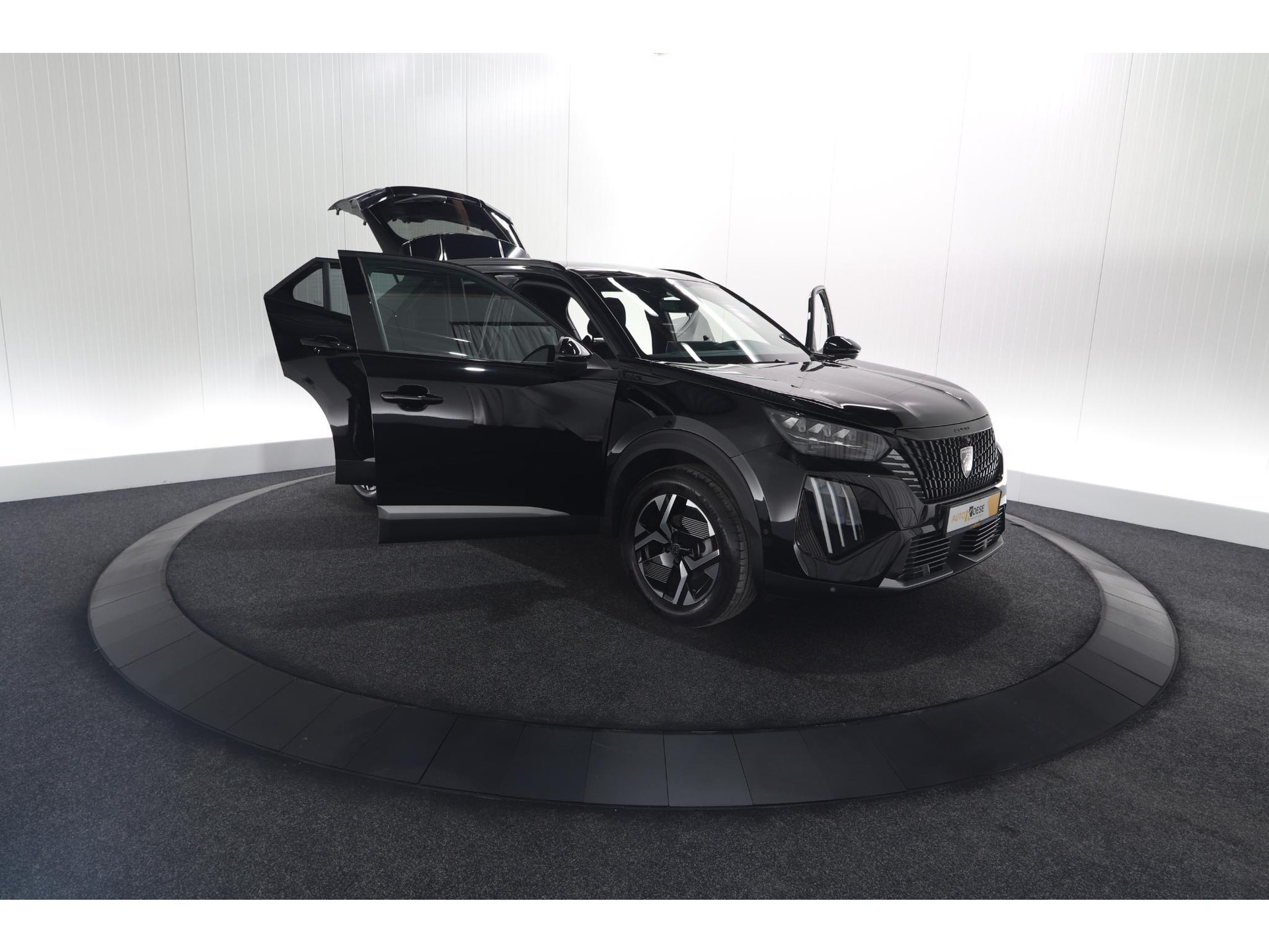 Peugeot 2008 PureTech 130 EAT8 GT | 360 Camera | Adaptieve Cruise Control | Dodehoekdetectie | Apple Carplay