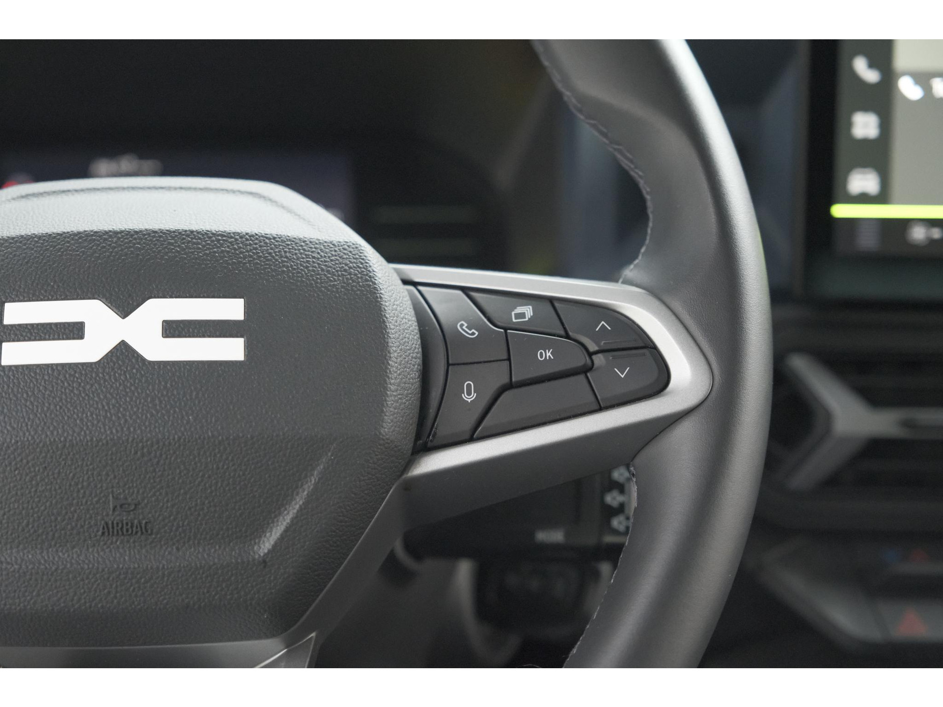 Dacia Duster Mild Hybrid 130 Expression | Camera | Stoelverwarming | Apple Carplay | Navigatie