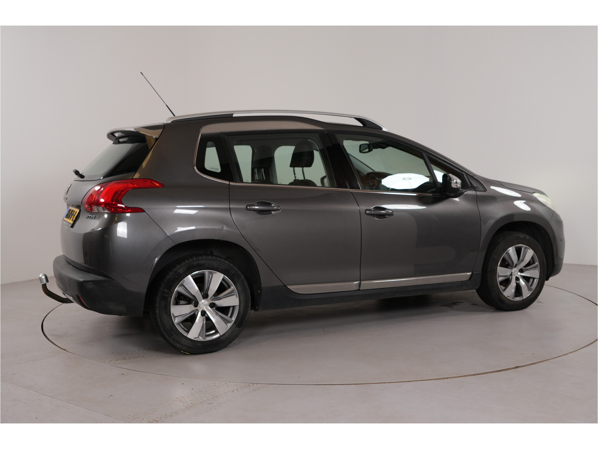 Peugeot 2008 1.2 PureTech Allure | Trekhaak | Cruise | Navi | Climate |