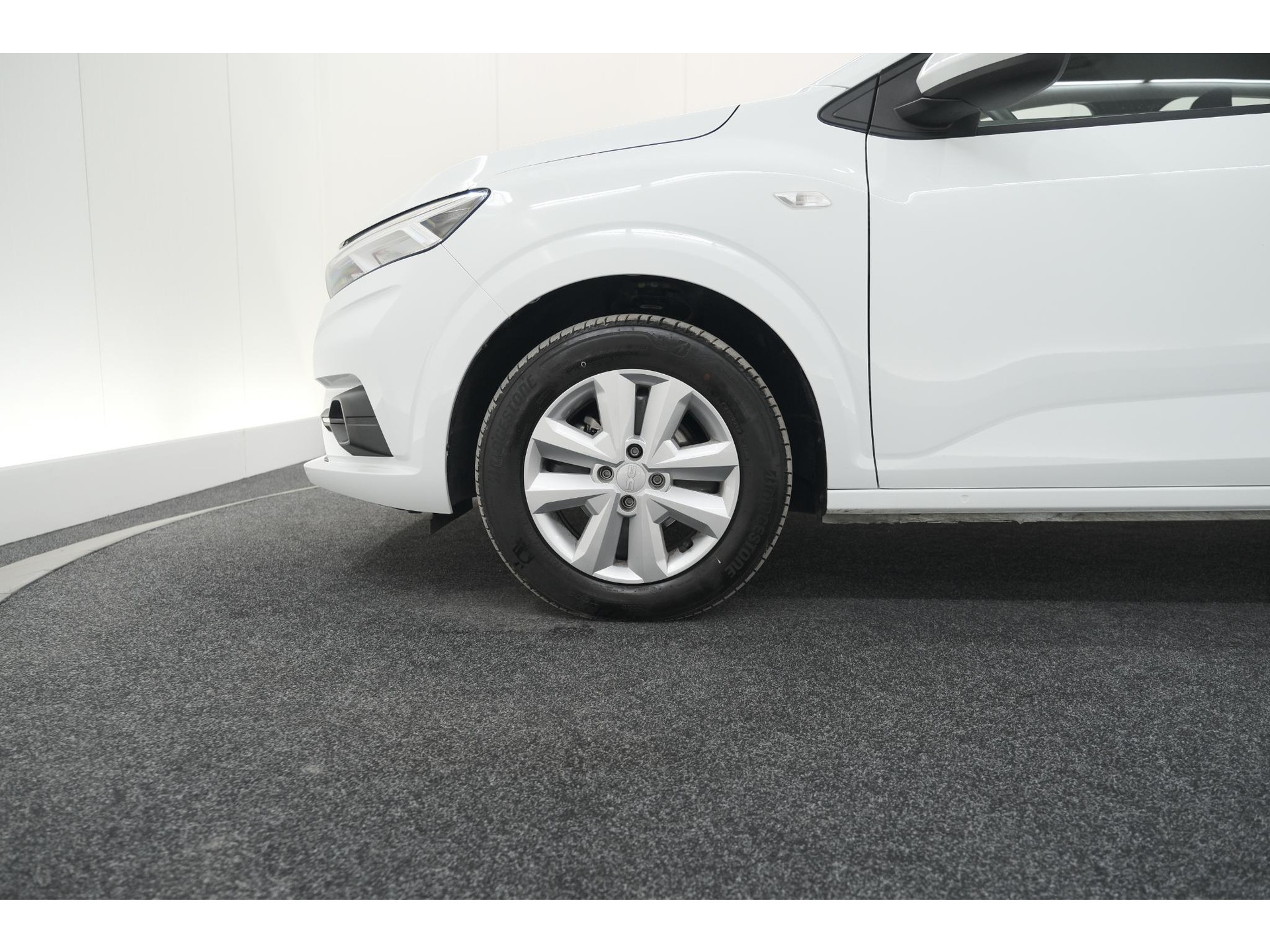 Dacia Sandero TCe 90 CVT Expression | Parkeersensoren | Apple Carplay | Cruise Control