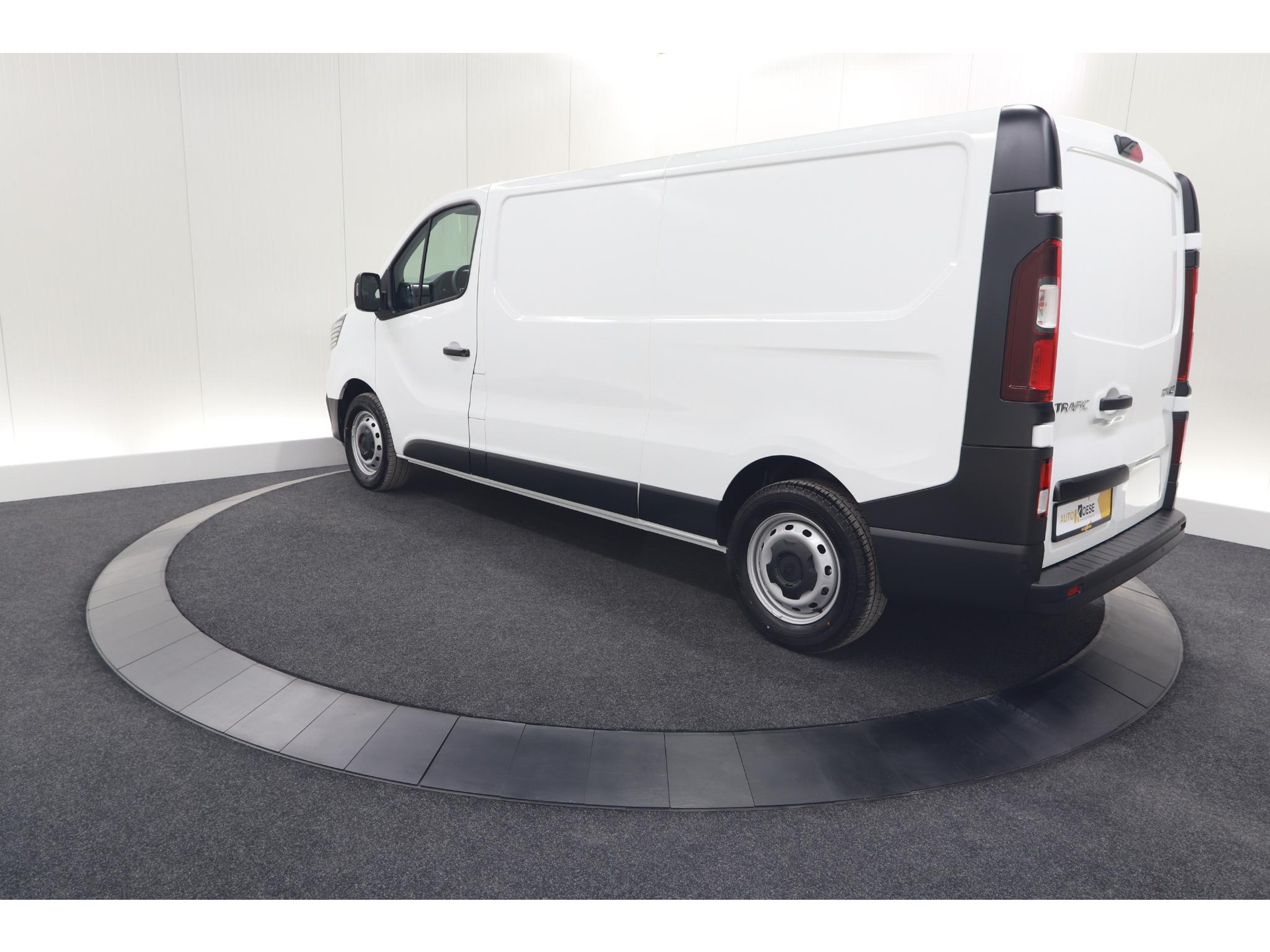 Renault Trafic 2.0 Blue dCi 130 T30 L2H1 Advance | Camera | Apple Carplay | Parkeersensoren
