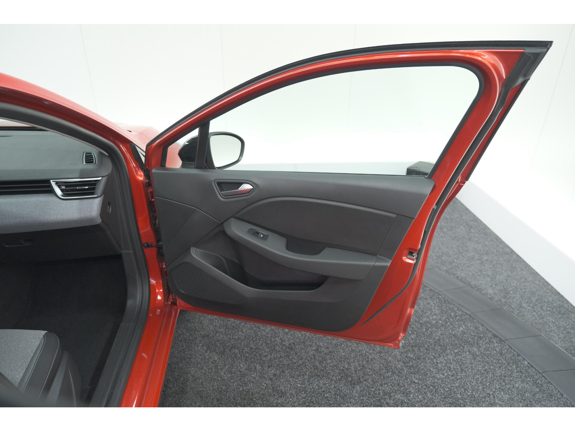 Renault Clio TCe 90 GPF evolution | Stoelverwarming | Parkeersensoren | Navigatie | Apple Carplay