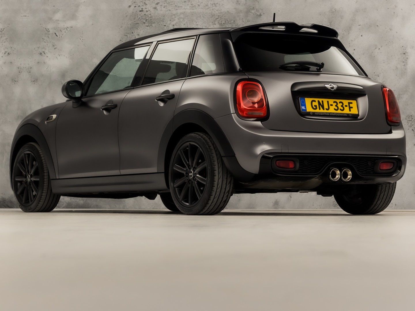 MINI 5-deurs 2.0 Cooper S Chili Edition 192Pk Automaat (PANORAMADAK, GROOT NAVI, HEAD-UP DISPLAY, LEDER, STOELVERWARMING, SPORTSTOELEN, GETINT GLAS, PARKEERSENSOREN, NIEUWSTAAT)