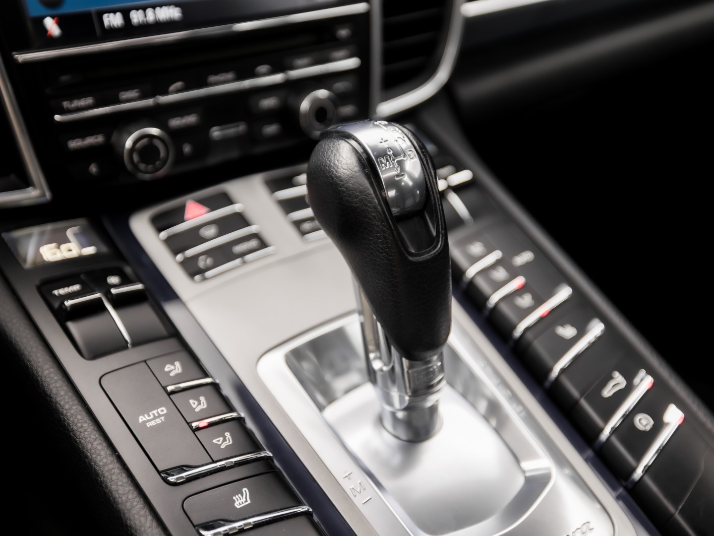 Porsche Panamera 3.6 4 Sport 299Pk Automaat (SCHUIFDAK, LUCHTVERING, NAVIGATIE, BOSE AUDIO, ELEK SPORTSTOELEN, STOELVERWARMING, ELEK SPOILER, PARKEERSENSOREN, NIEUWSTAAT)