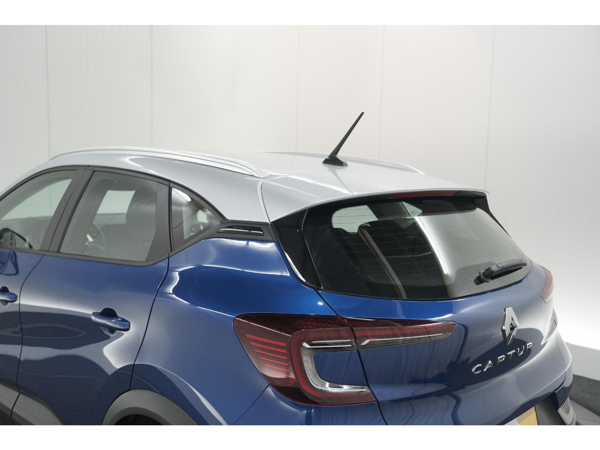 Renault Captur TCe 90 Evolution | Camera | Navigatie | Parkeersensoren | Apple Carplay