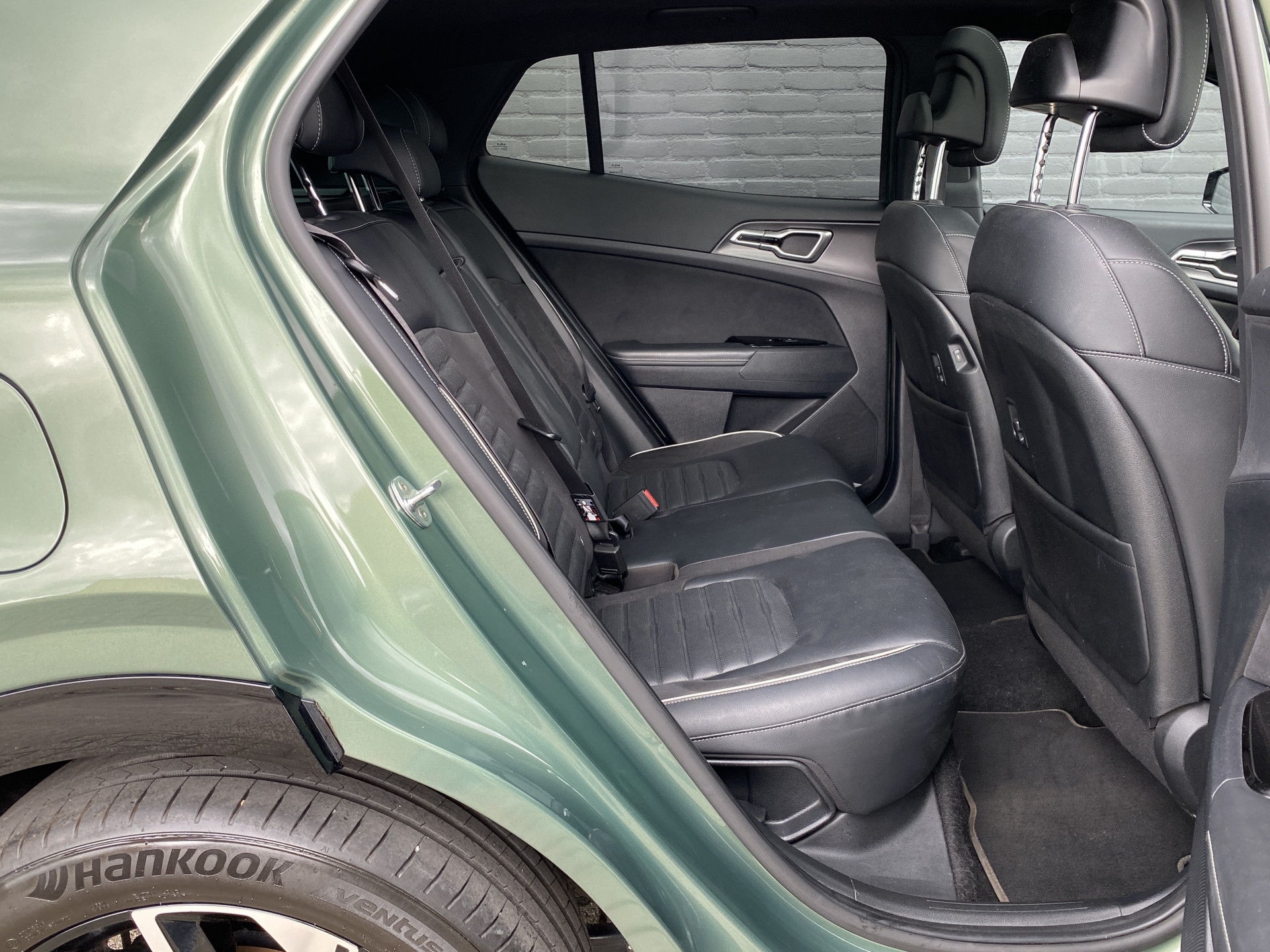 Kia Sportage 1.6 T-GDi Plug-in Hybrid AWD GT-PlusLine | dealer onderh. | panoramadak | trekhaak | leder interieur | navigatie