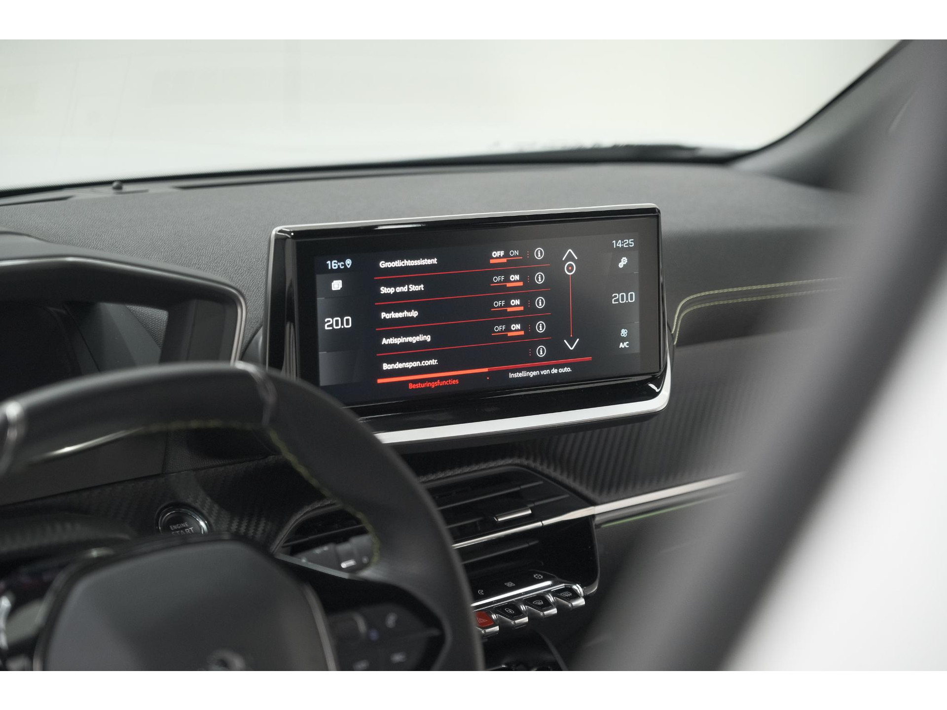 Peugeot 2008 PureTech 130 GT | Elektrisch Panoramadak | Camera | Dodehoekdetectie | Navigatie