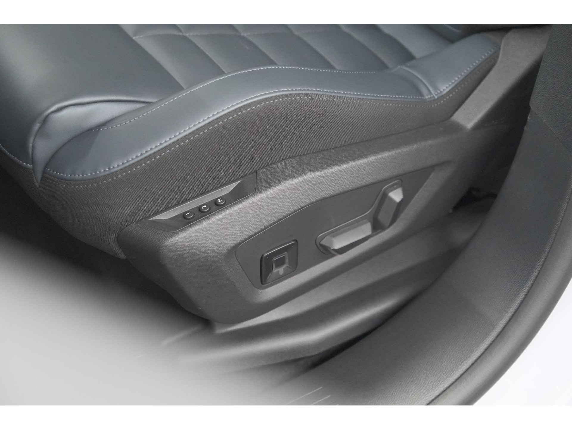 Citroen C5 Aircross 1.2 Hybrid 145 Max | 360 Camera | Adaptieve Cruise Control | Elektrische Kofferklep