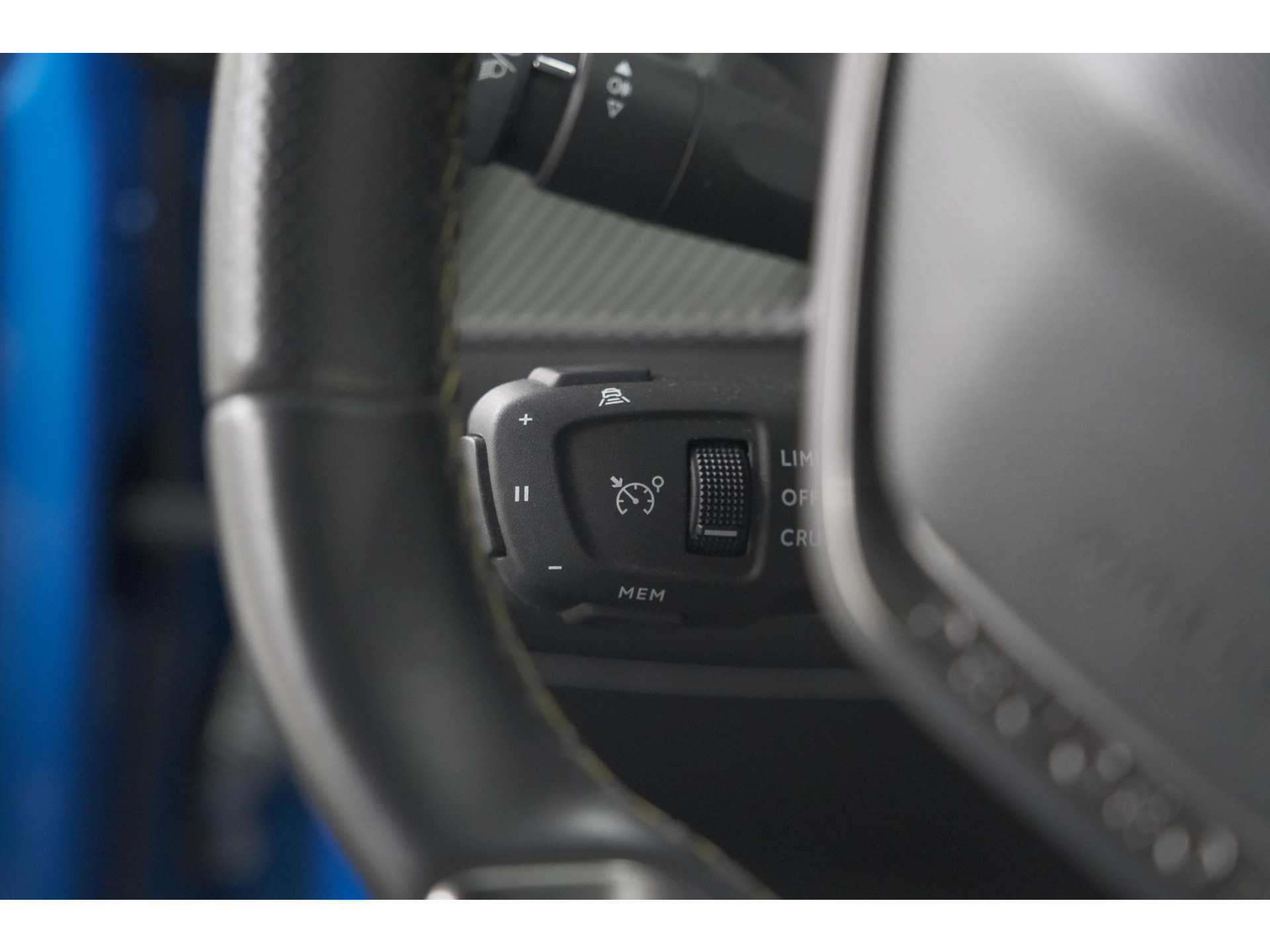 Peugeot e-208 EV GT Pack 50 kWh | Camera | Adapieve Cruise Control | Stoelverwarming | 3 FASE