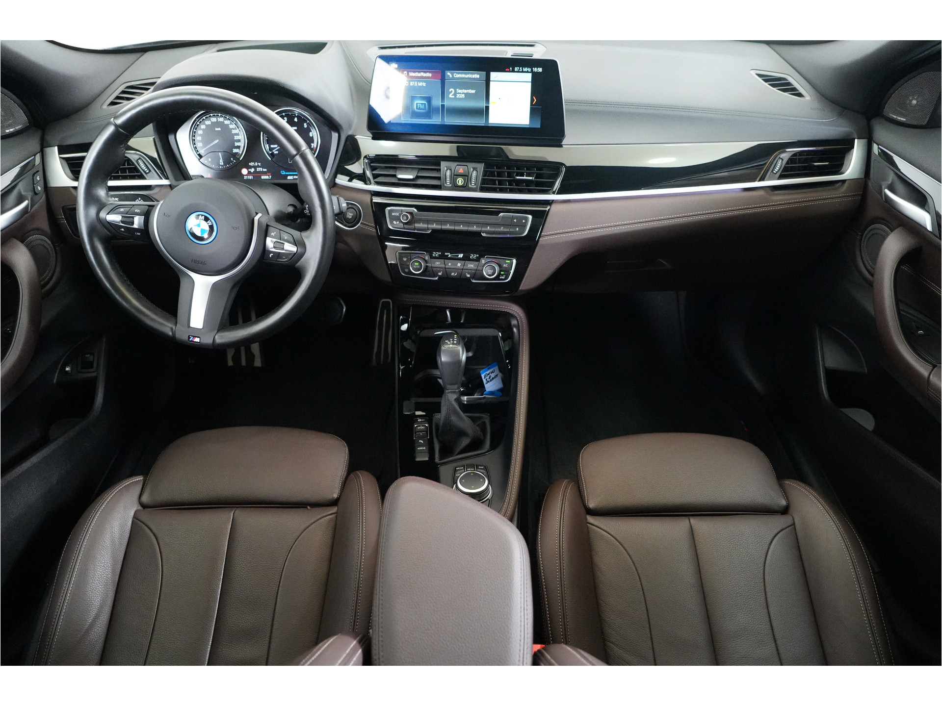 BMW X2 xDrive25e PHEV 220 pk | SOH 93% | M Sport | Pano | Leder | Head-up |